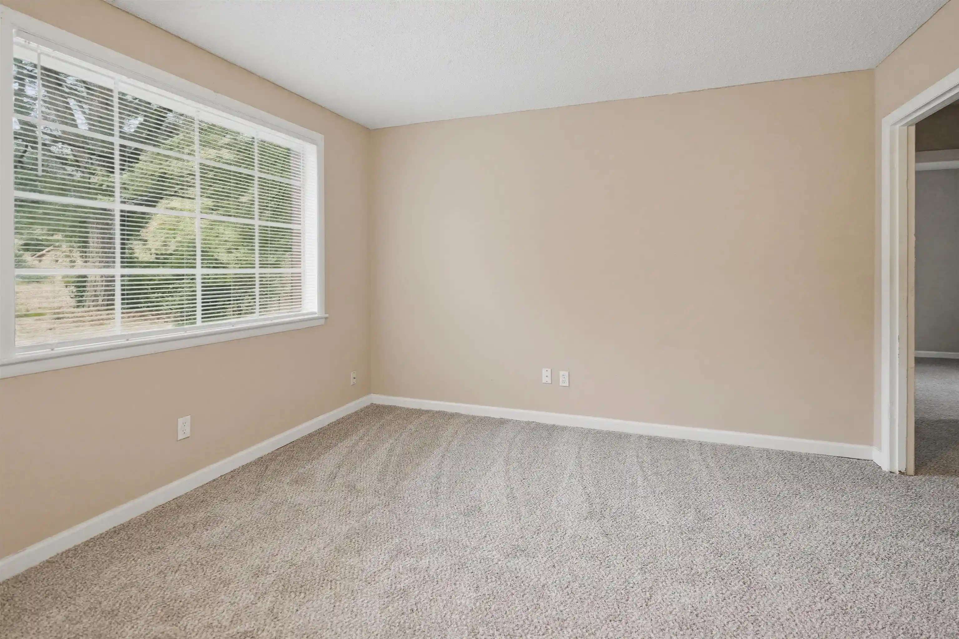 Photo 3 of Single family home for sale at 1703 Corning Ave, Memphis, TN 38127 | MLS# 10224320 | Listing updated on 2026-09-21