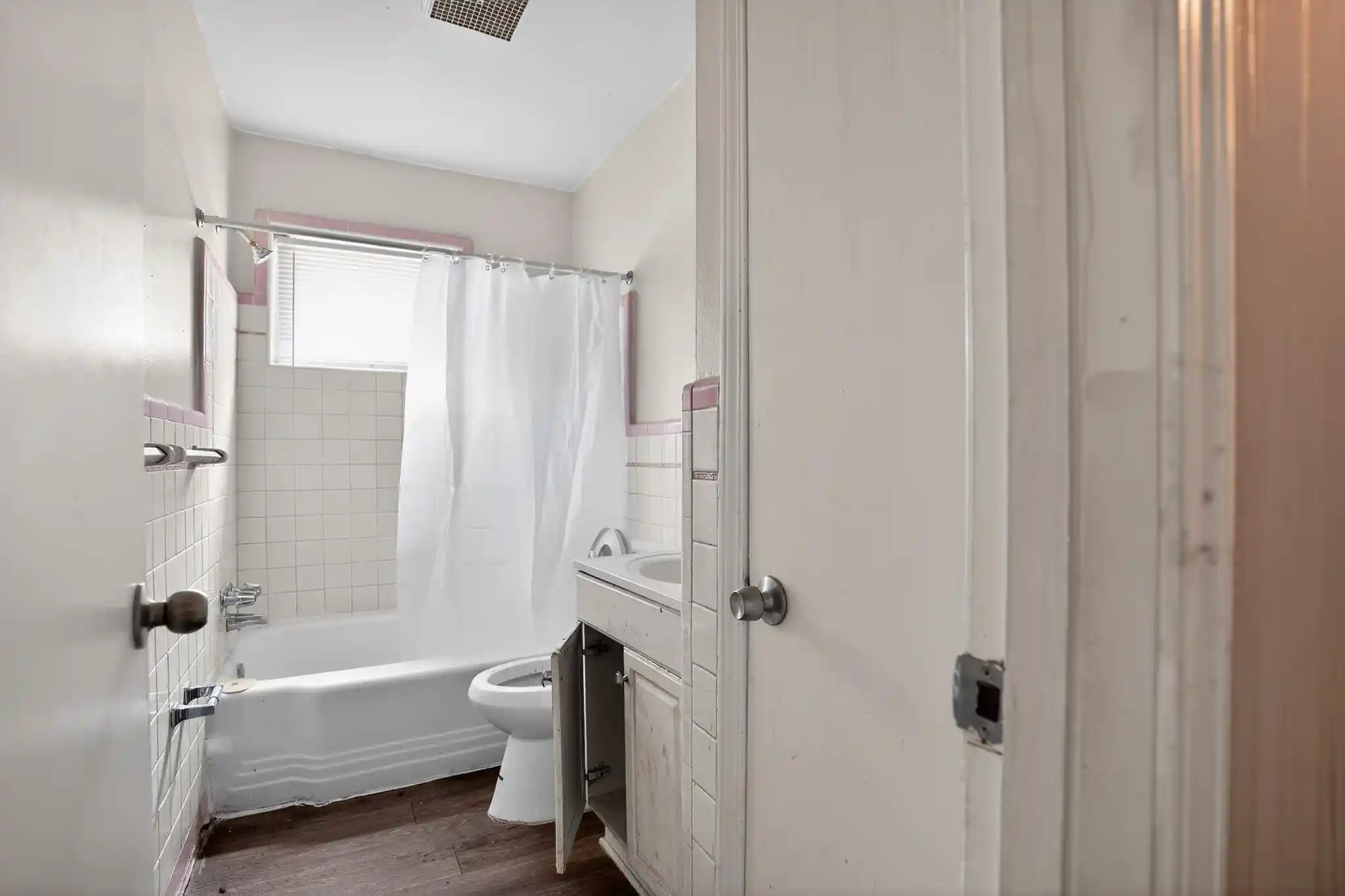 Photo 2 of Single family home for sale at 2067 Wellons Ave, Memphis, TN 38127 | MLS# 10224325 | Listing updated on 2026-09-21