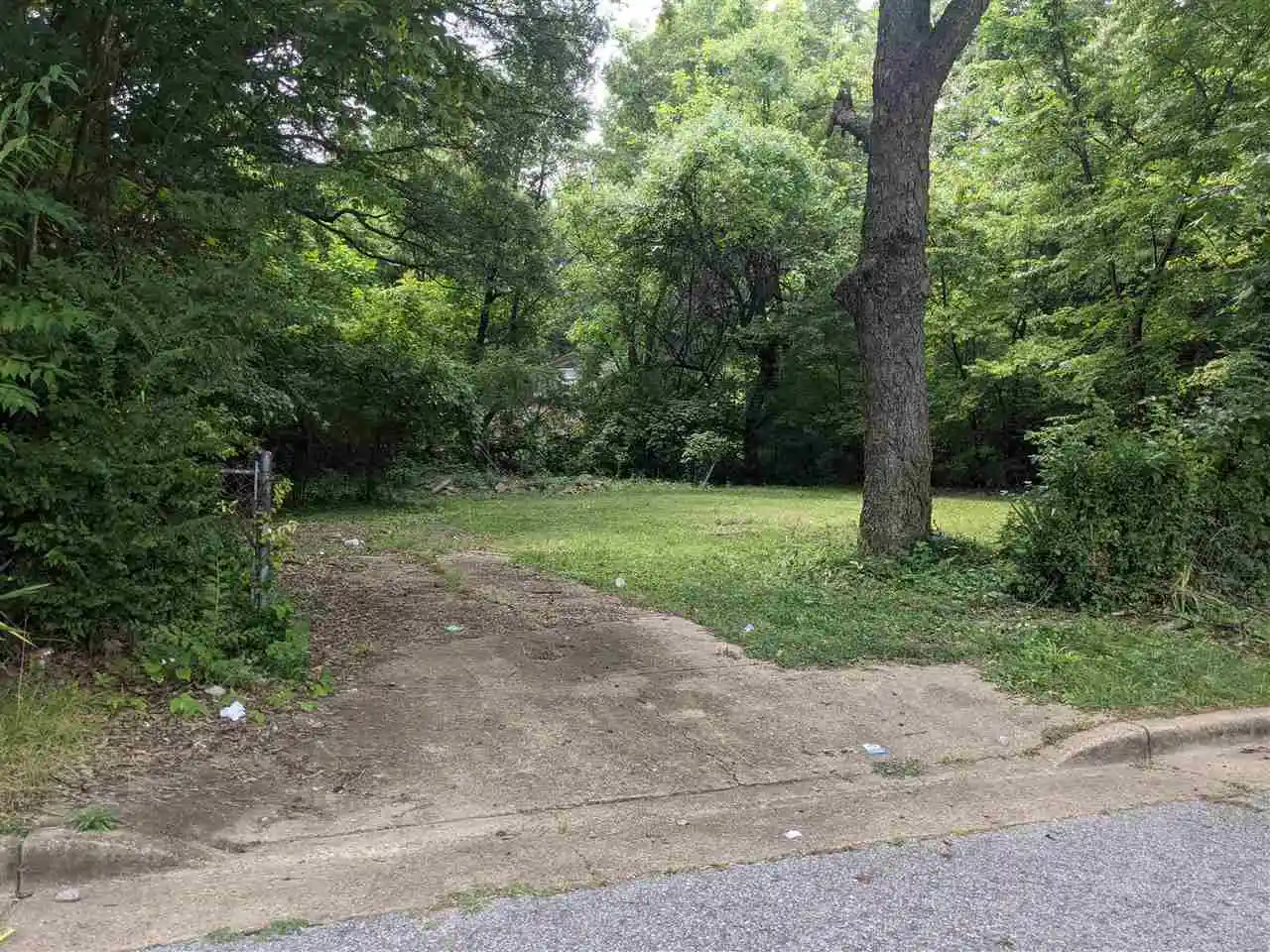 5th image of 0 Dublin Dr #LOTS 20 & 21 LAST TWO LOTS ON RIGHT IN A COVE ), Memphis, TN 38114 | MLS# 10224336