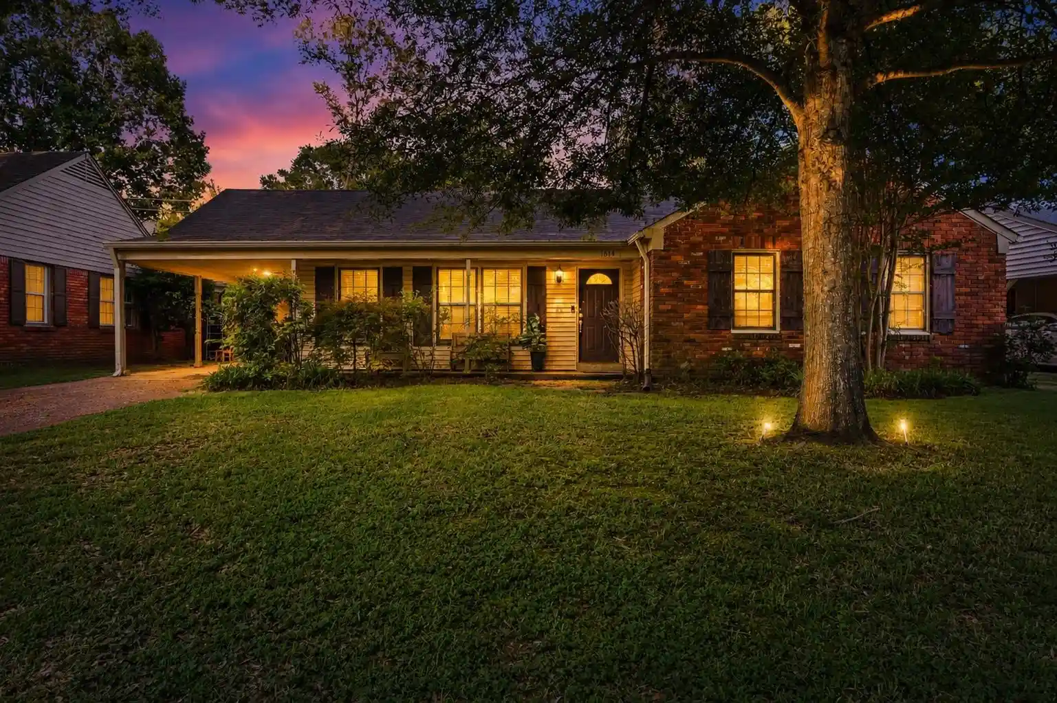 Photo 1 of Single family home for sale at 1614 Sterling Dr, Memphis, TN 38119 | MLS# 10224359 | Listing updated on 2026-09-14