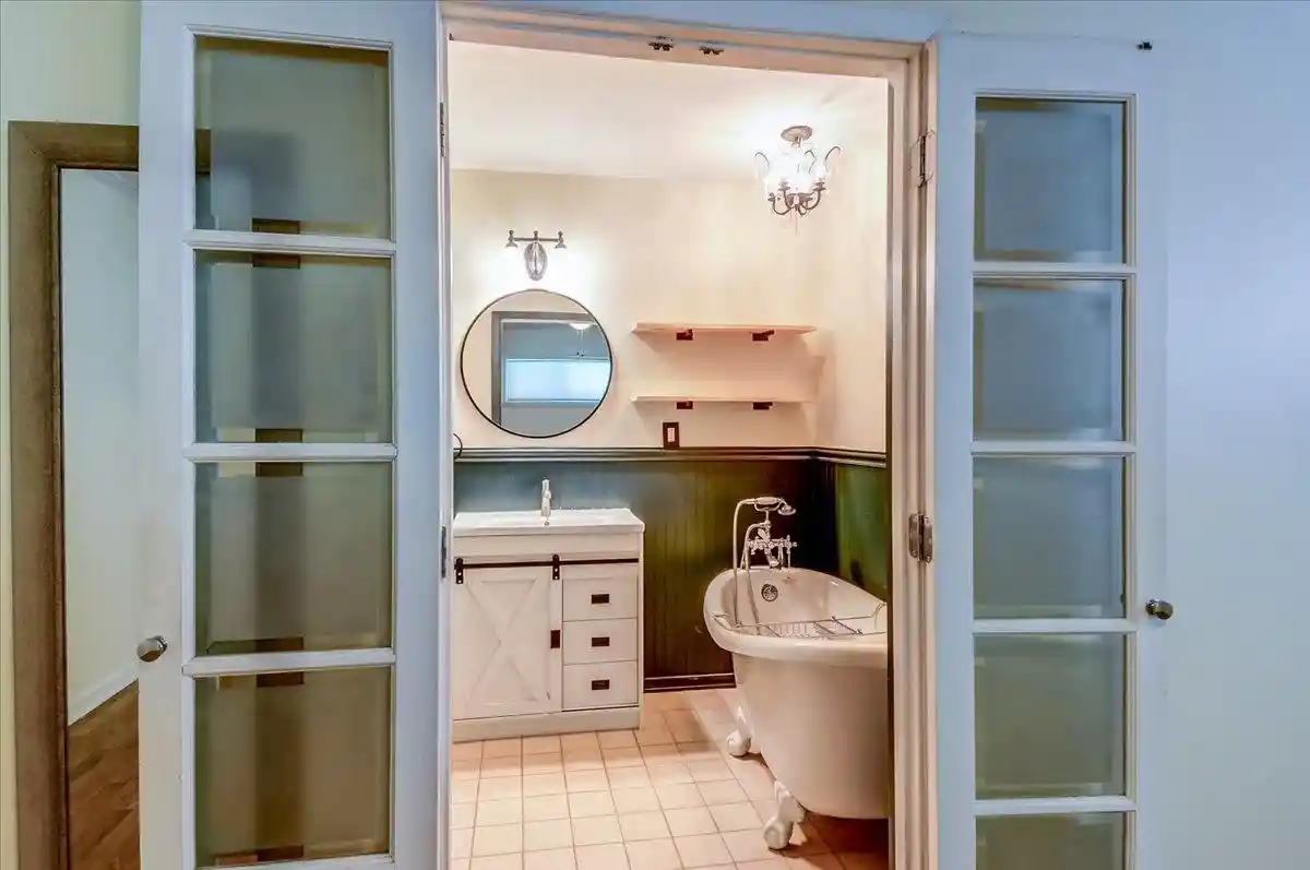 Photo 3 of Single family home for sale at 4872 Flamingo Rd, Memphis, TN 38117 | MLS# 10224409 | Listing updated on 2026-09-28