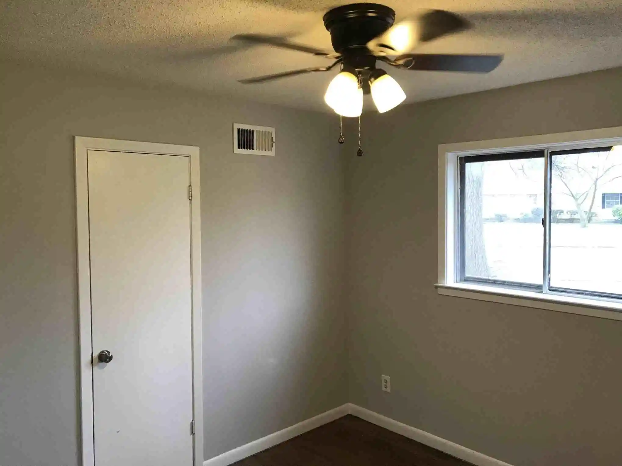 Photo 2 of Single family home for sale at 4502 Cottonwood Rd, Memphis, TN 38118 | MLS# 10224412 | Listing updated on 2026-07-30
