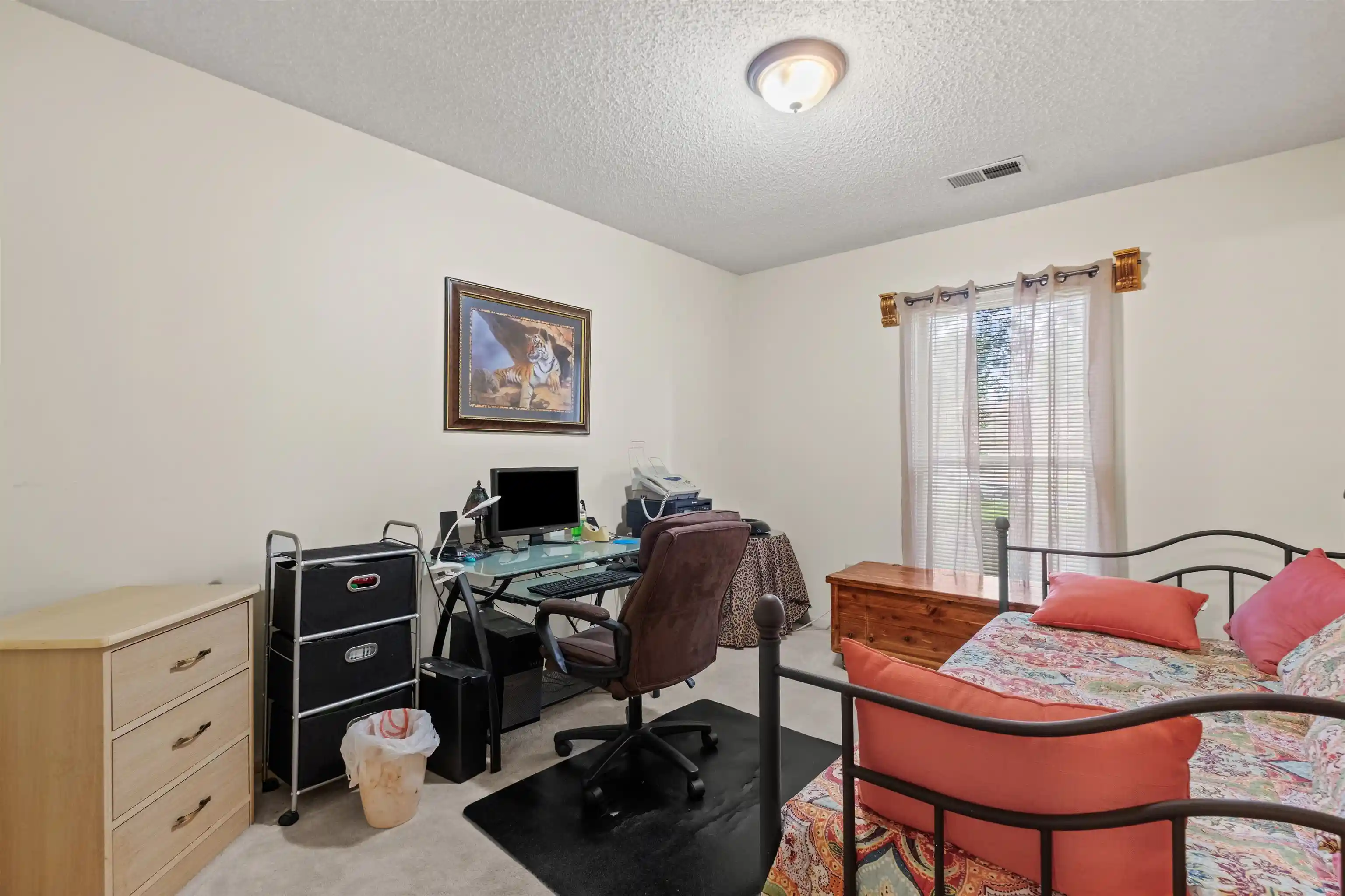 Photo 3 of Sale Pending at 7188 Autumn Forrest Dr, Memphis, TN 38125 | MLS# 10224416 | Listing updated on 2026-09-10