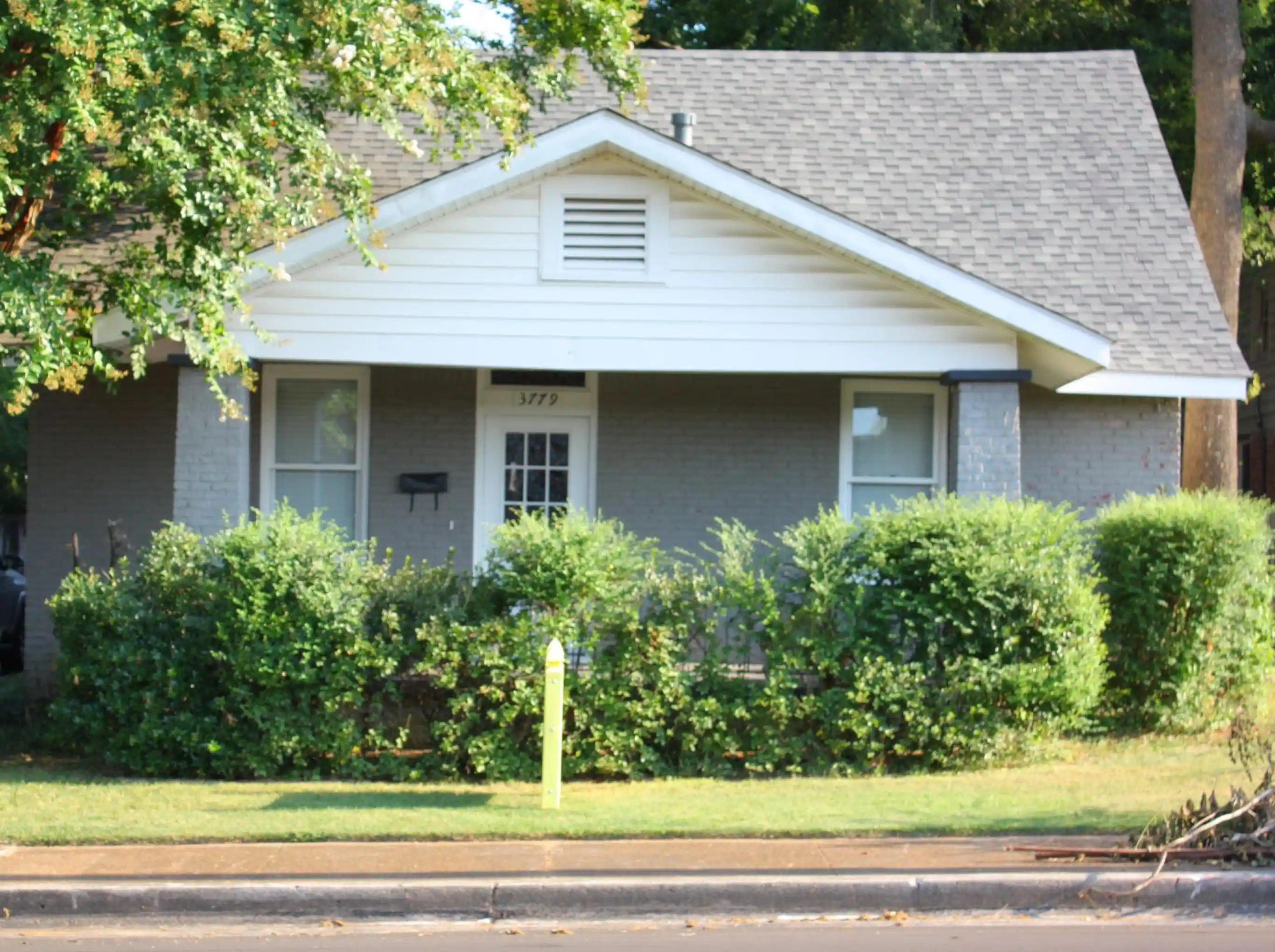 Photo 1 of Sale Pending at 3779 Spottswood Ave, Memphis, TN 38111 | MLS# 10224424 | Listing updated on 2026-09-02