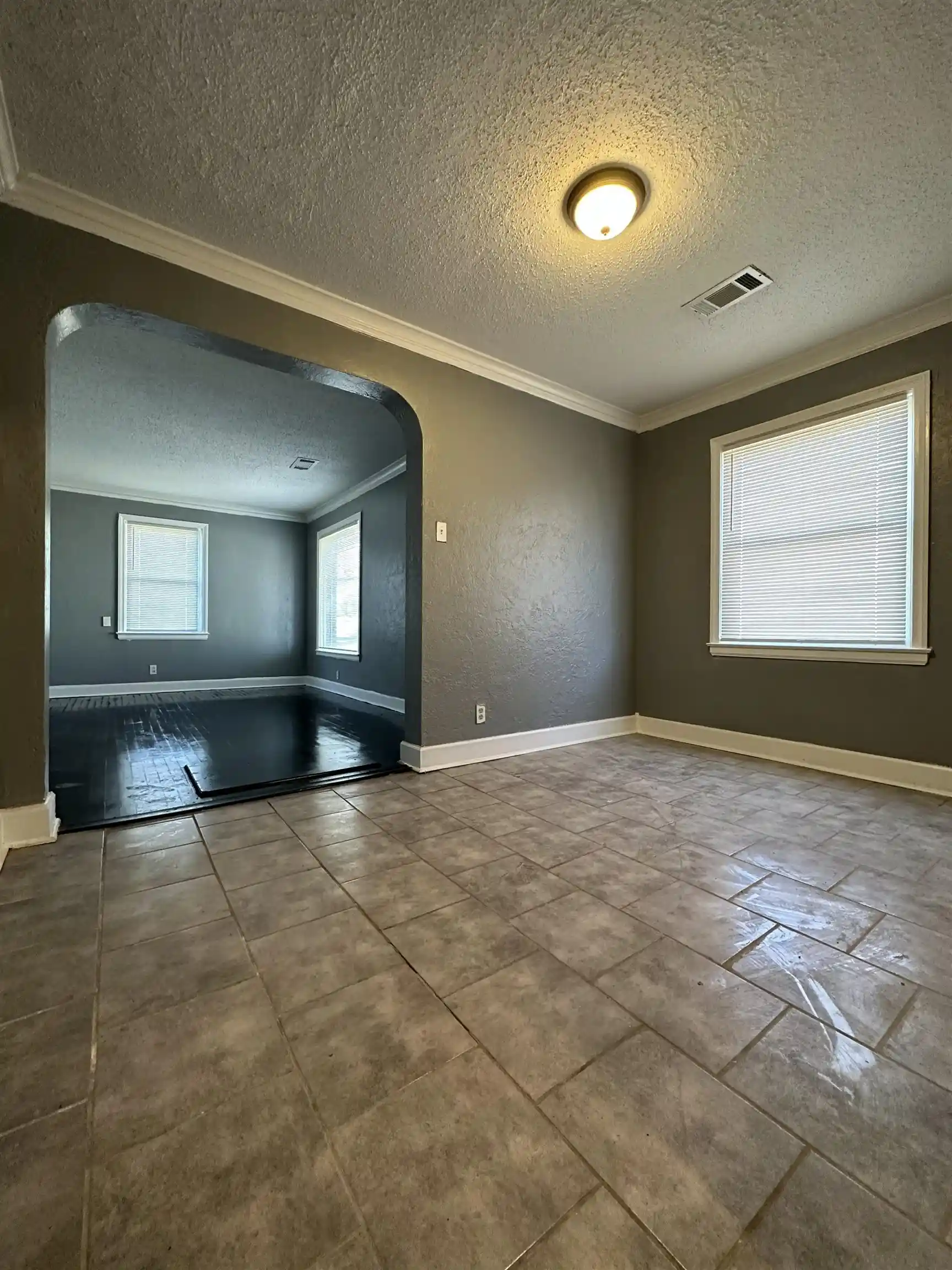Photo 4 of Single family home for sale at 575 E Dison Ave, Memphis, TN 38106 | MLS# 10224447 | Listing updated on 2026-07-01