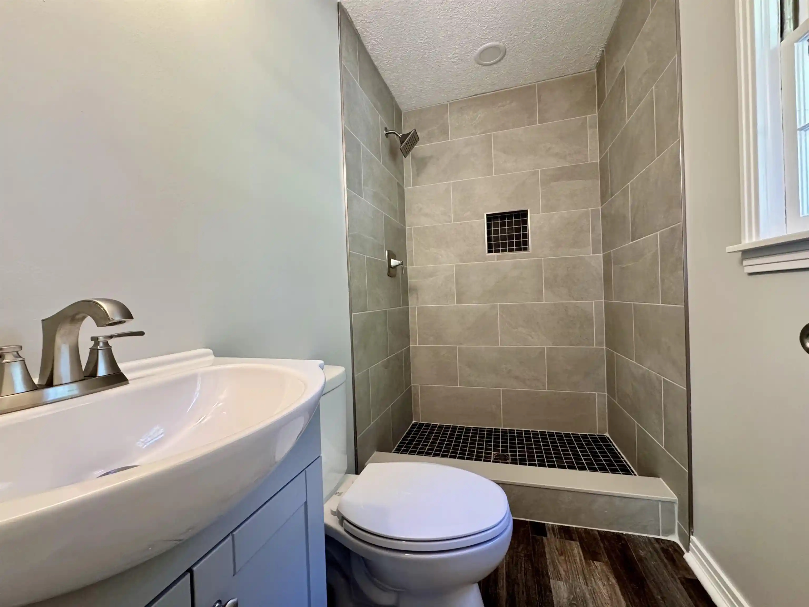 3rd image of 45 York Ln, Savannah, TN 38372 | MLS# 10224453