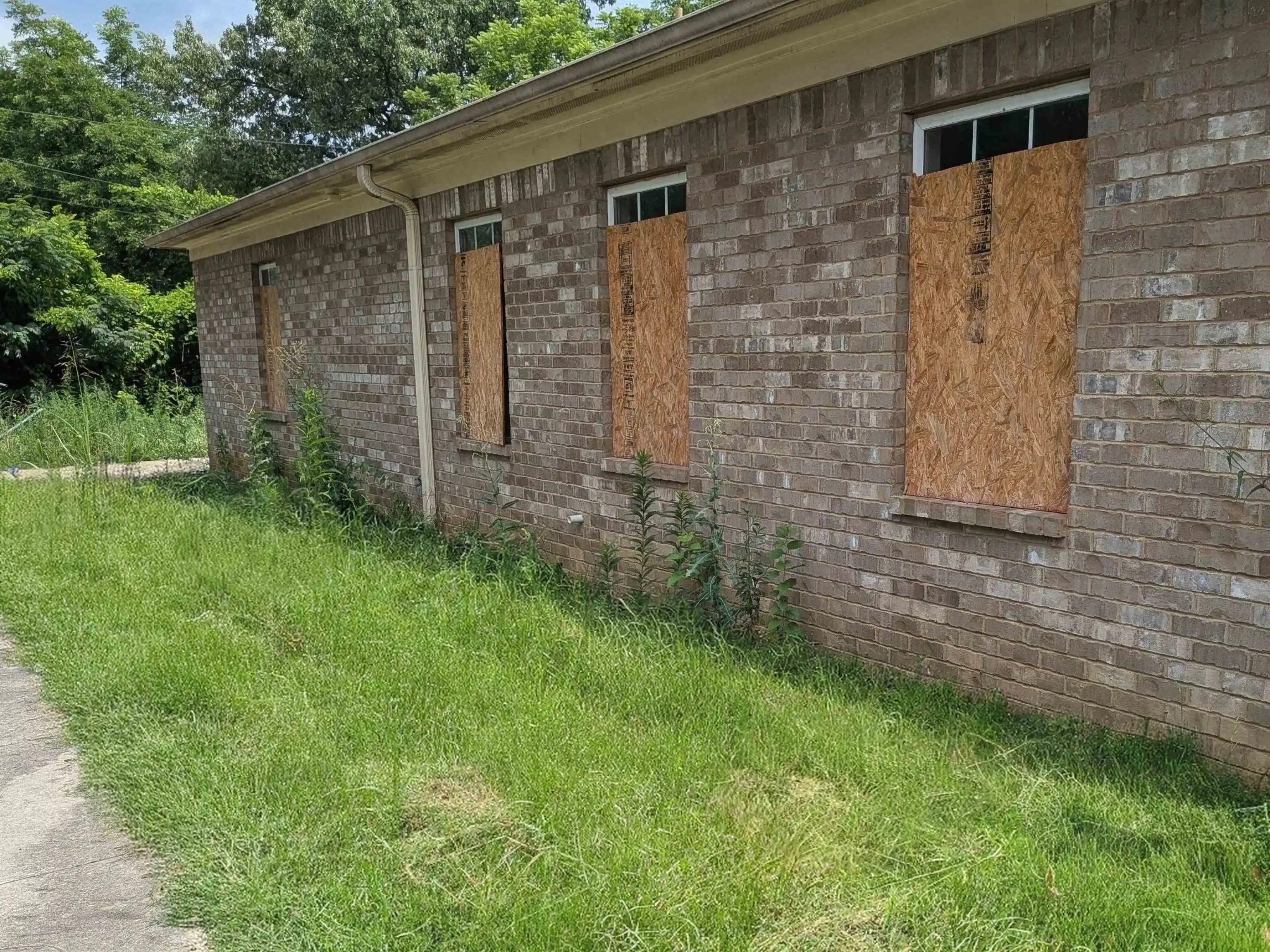 Photo 2 of Sale Pending at 1218 Ethel St #1218 & 1220, Memphis, TN 38114 | MLS# 10224475 | Listing updated on 2026-07-29