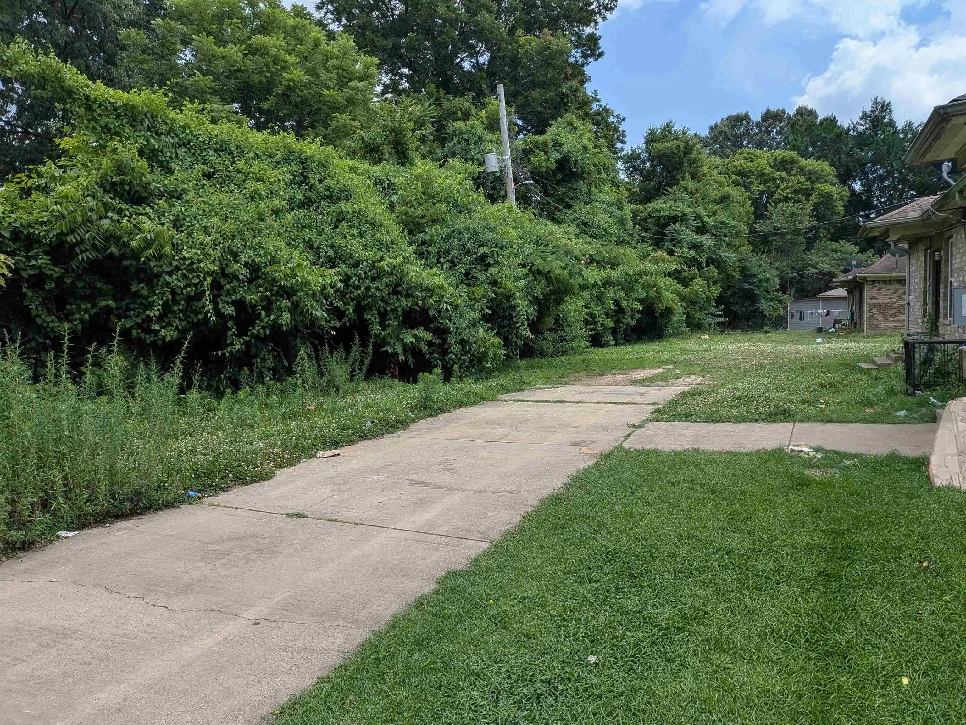 Photo 3 of Sale Pending at 1218 Ethel St #1218 & 1220, Memphis, TN 38114 | MLS# 10224475 | Listing updated on 2026-07-29