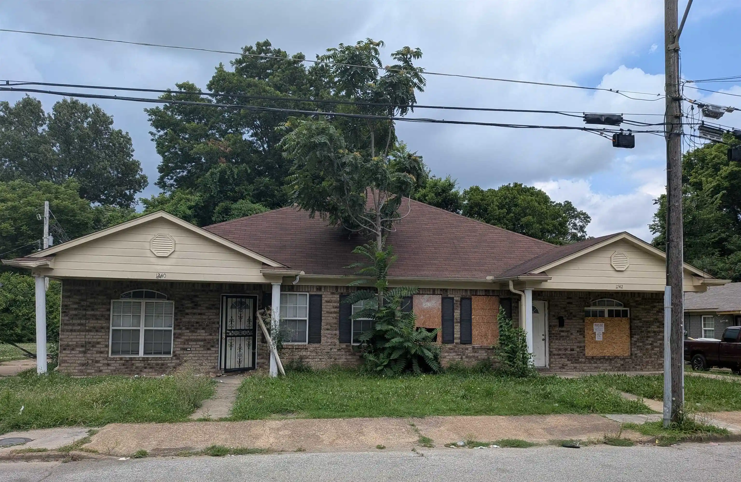 Photo 1 of Sale Pending at 1240 Ethel St #1240 & 1242, Memphis, TN 38114 | MLS# 10224476 | Listing updated on 2026-07-29