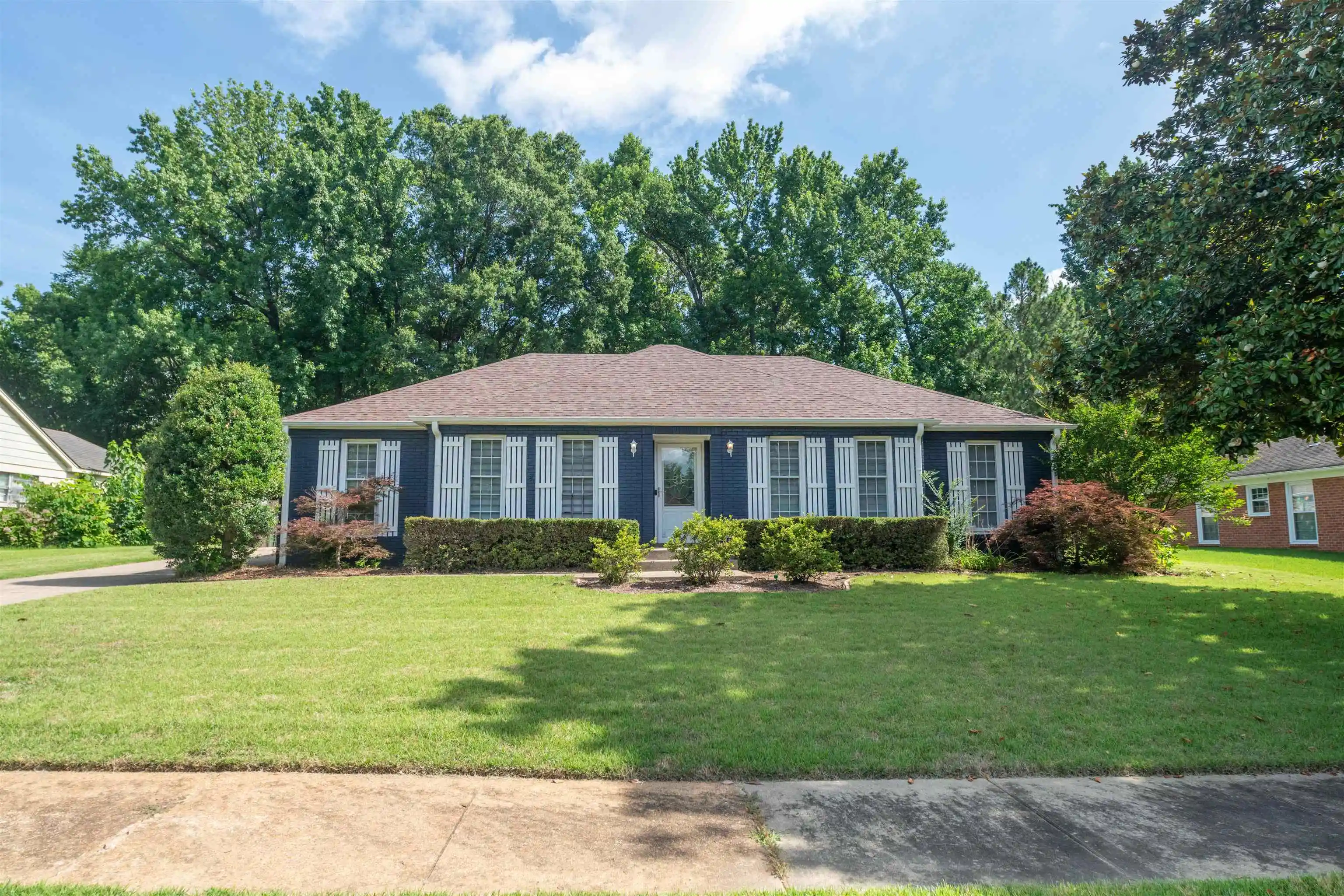 1st image of 6102 Sugar Tree Dr, Bartlett, TN 38134 | MLS# 10224487