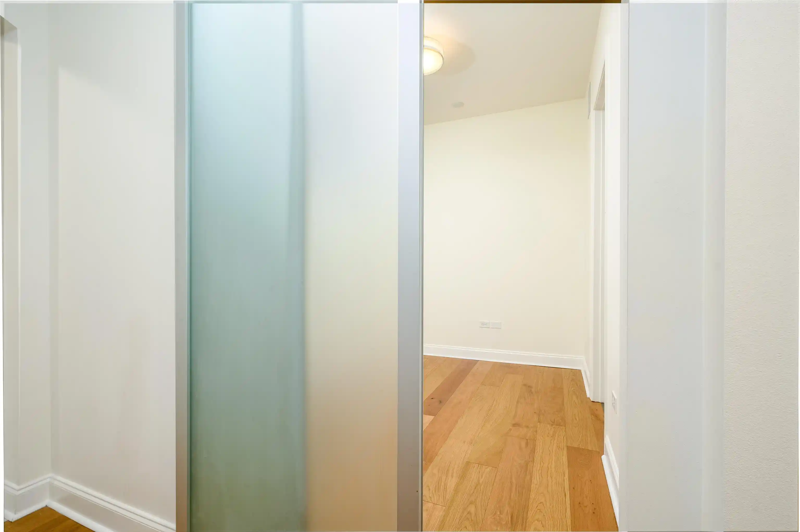 4th image of The Artesian Condominiums, Memphis, TN 38103