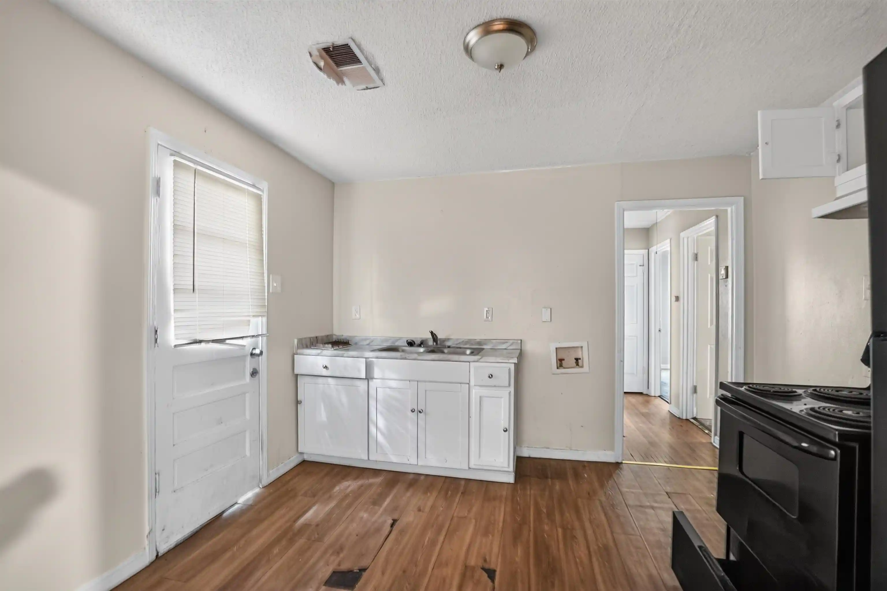 Photo 3 of Single family home for sale at 3503 Wilshire Rd, Memphis, TN 38111 | MLS# 10224509 | Listing updated on 2026-09-11
