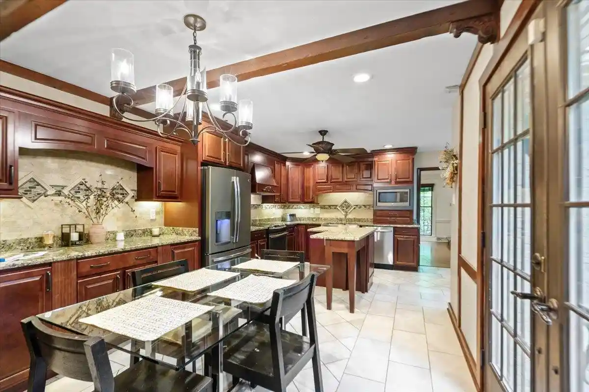 5th image of 1380 Poplar Estates Pky, Germantown, TN 38138 | MLS# 10224528