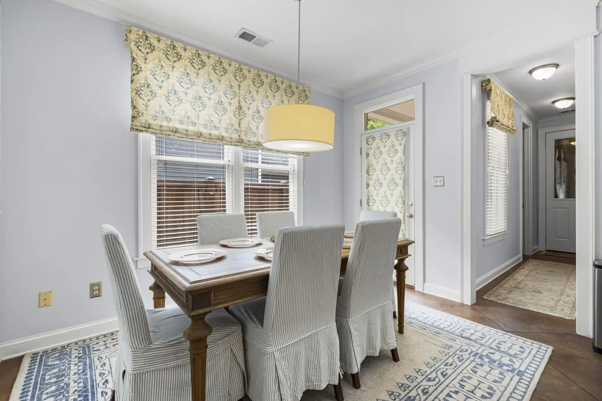 Photo 3 of Single family home for sale at 1918 Elzey Ave, Memphis, TN 38104 | MLS# 10224532 | Listing updated on 2026-08-20