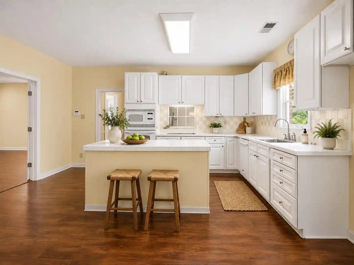 Photo 3 of Single family home for sale at 846 Lancelot Cir, Collierville, TN 38017 | MLS# 10224576 | Listing updated on 2026-09-09