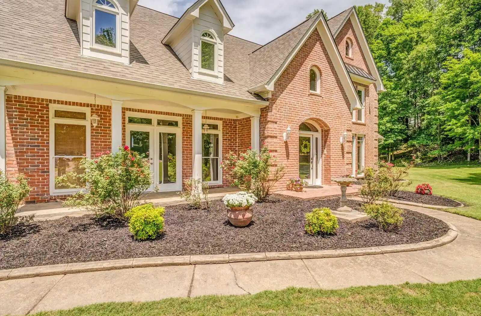 1st image of 9426 Alex Dickson Cv, Bartlett, TN 38133 | MLS# 10224585