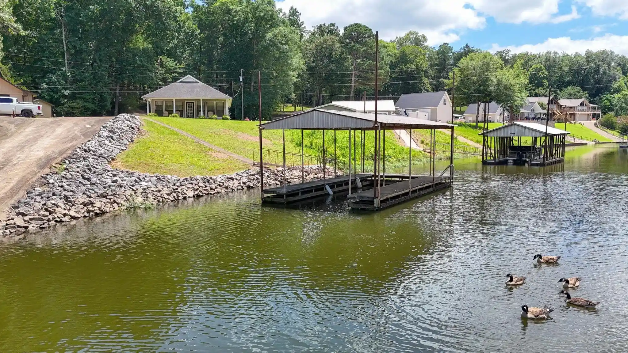 Homes for sale in Cherokee, AL | 31 Clemons Dr, Cherokee, AL 35616 | MLS# 10224591