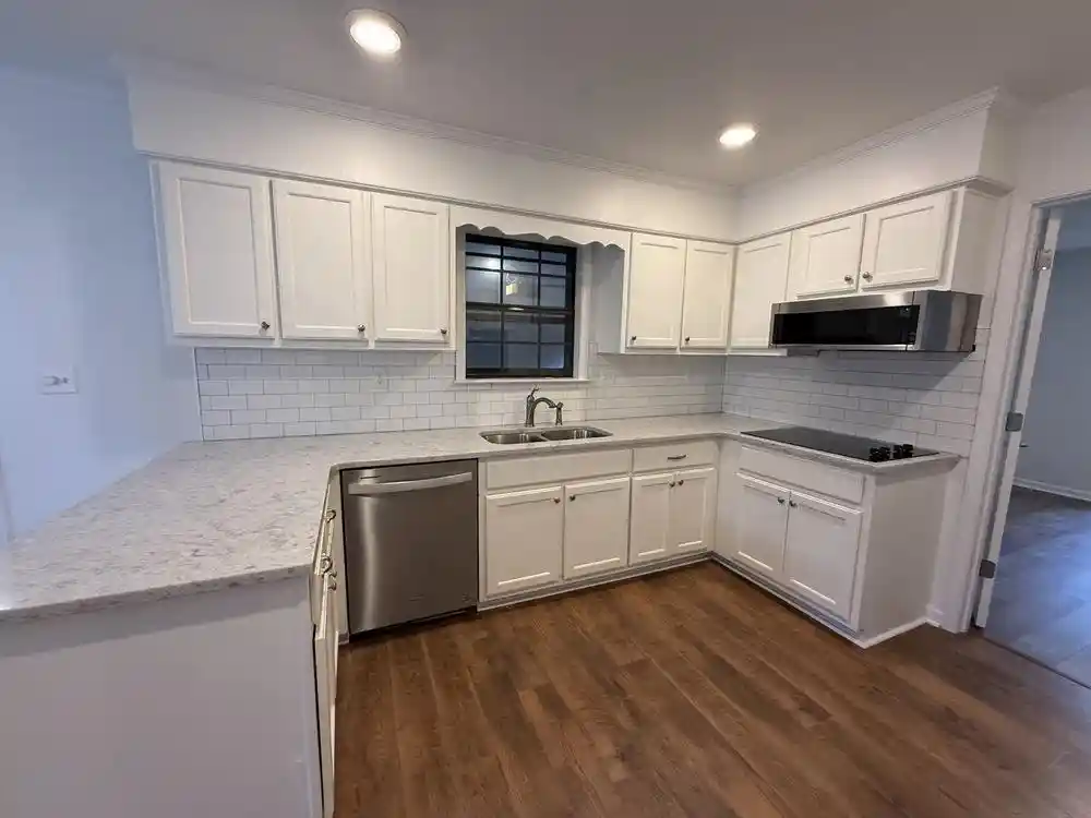 2nd image of 7637 Cross Village Dr, Germantown, TN 38138 | MLS# 10224593