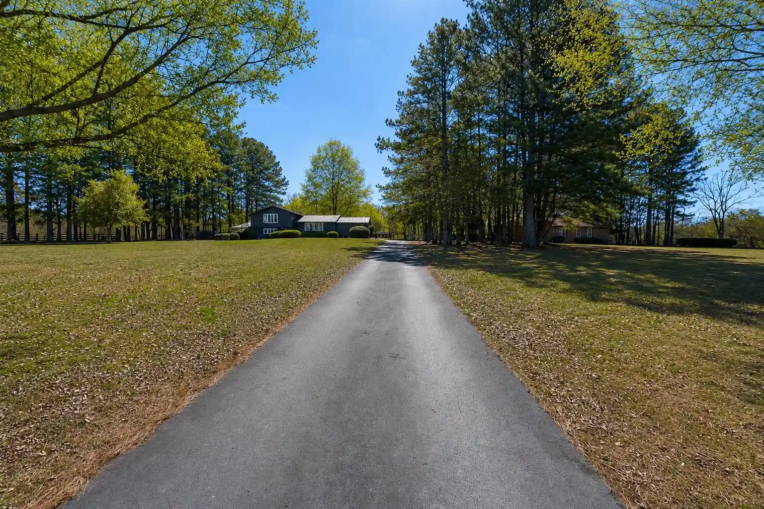 Homes for sale in Whiteville, TN | 2830 Us 64 Hwy, Whiteville, TN 38075 | MLS# 10224601