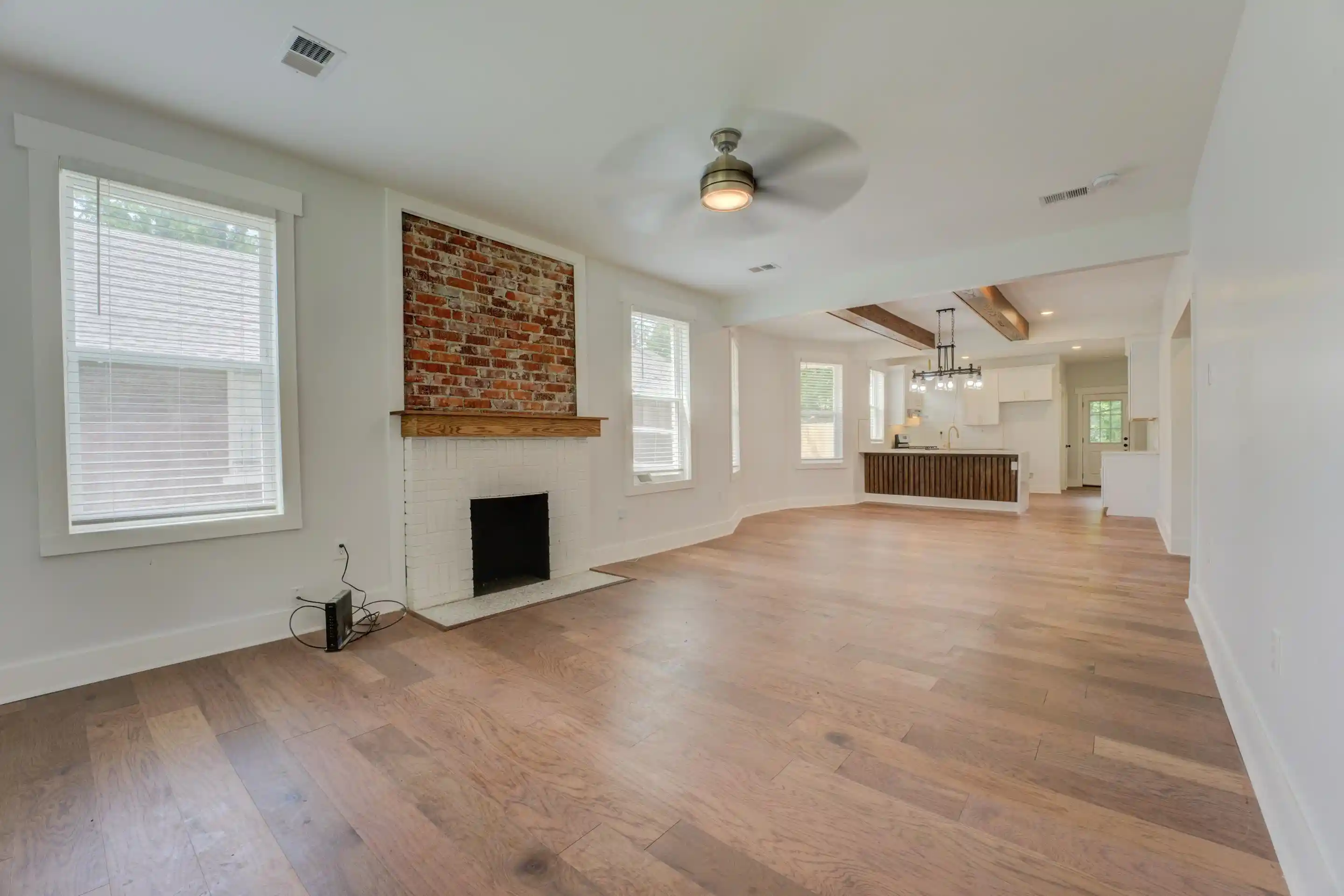 Photo 2 of Single family home for sale at 857 E Parkway St, Memphis, TN 38104 | MLS# 10224607 | Listing updated on 2026-08-07