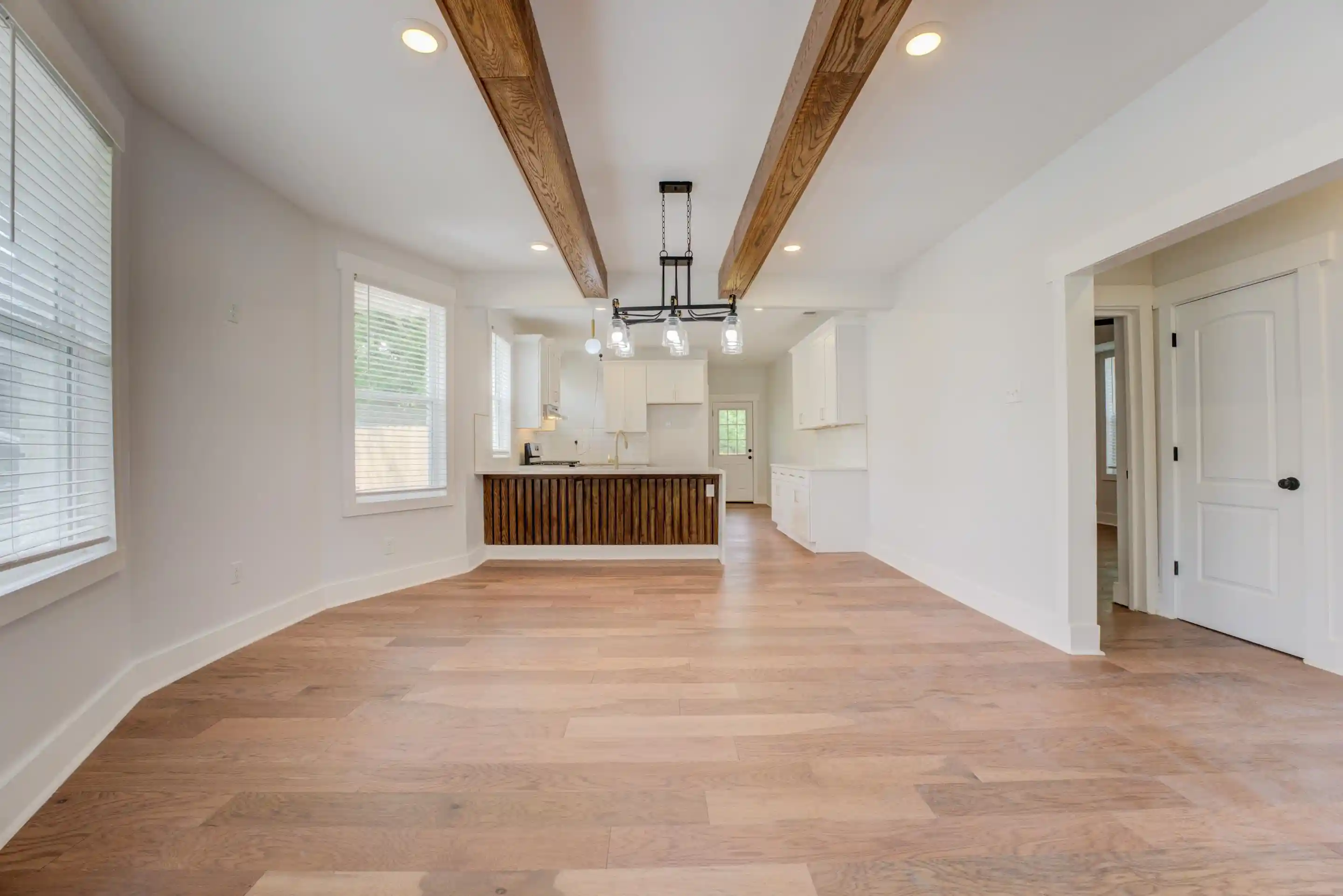 Photo 2 of Single family home for sale at 857 E Parkway St, Memphis, TN 38104 | MLS# 10224607 | Listing updated on 2026-08-07