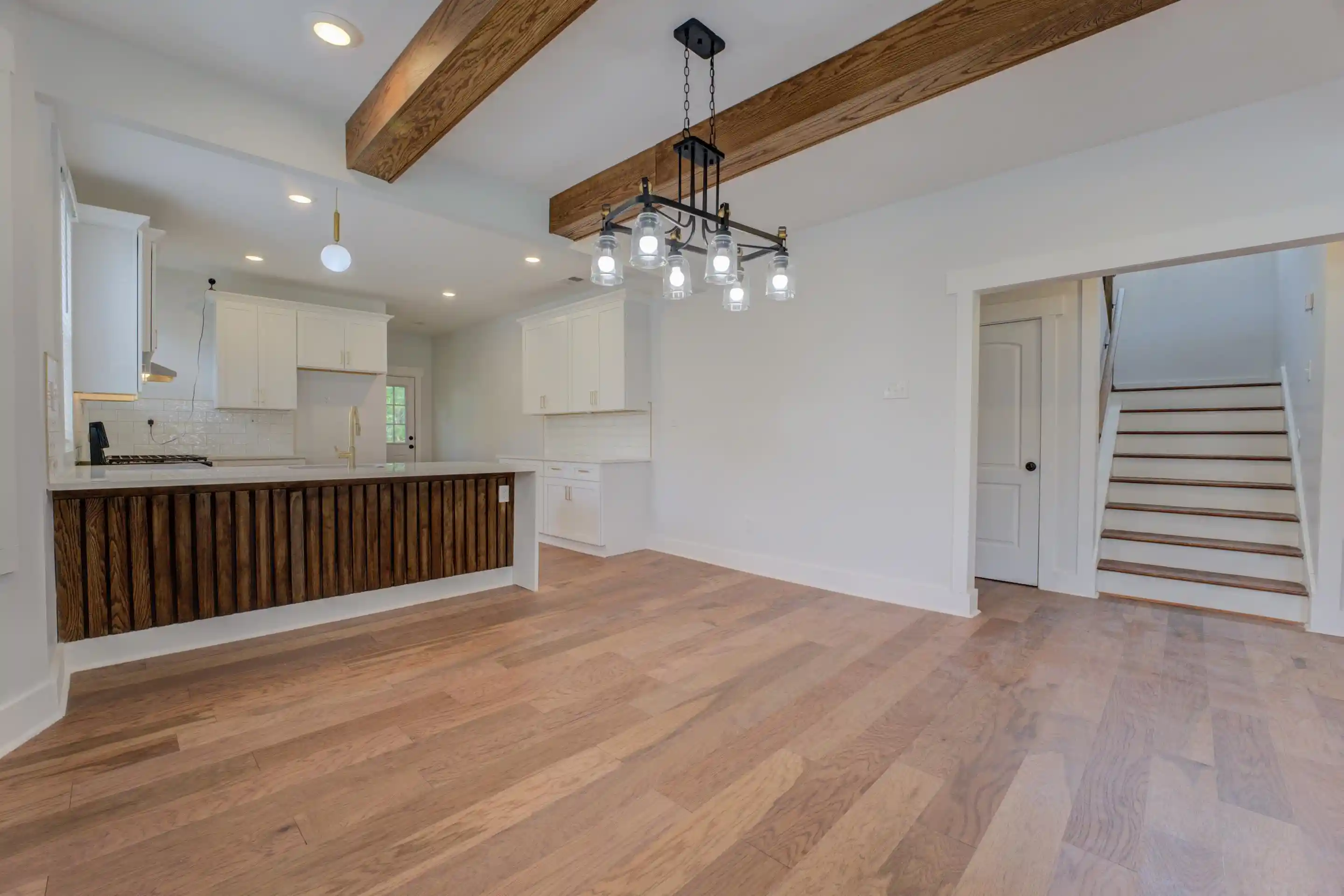 Photo 4 of Single family home for sale at 857 E Parkway St, Memphis, TN 38104 | MLS# 10224607 | Listing updated on 2026-08-07