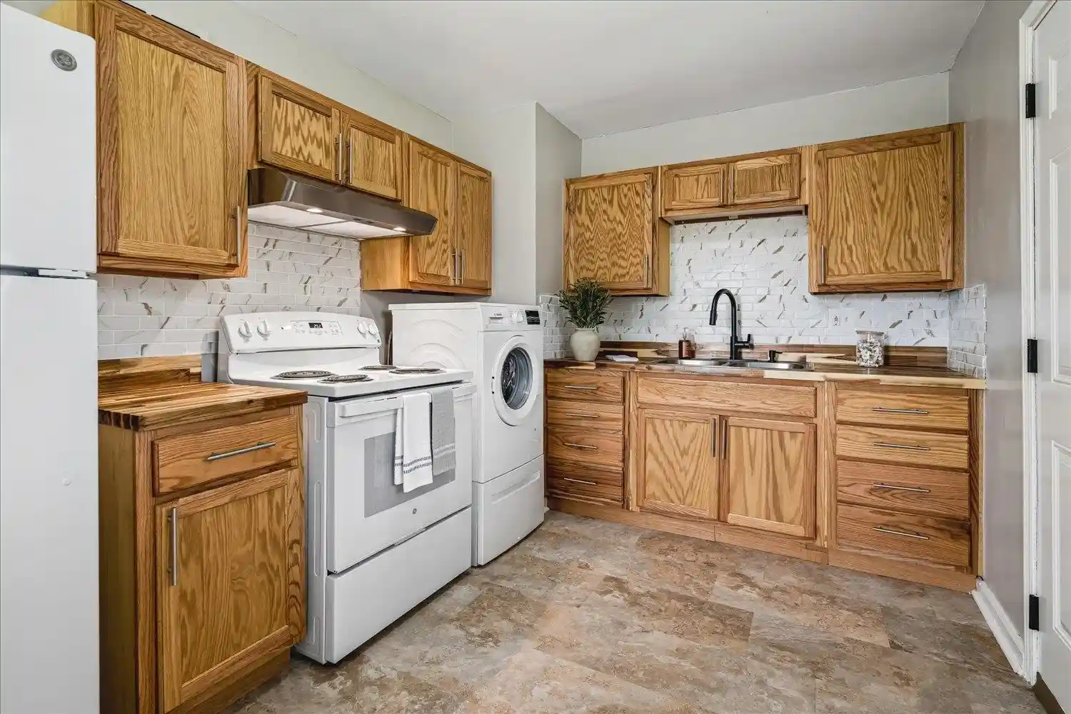 Photo 4 of Single family home for sale at 4883 Kimball Rd, Memphis, TN 38117 | MLS# 10224608 | Listing updated on 2026-08-06