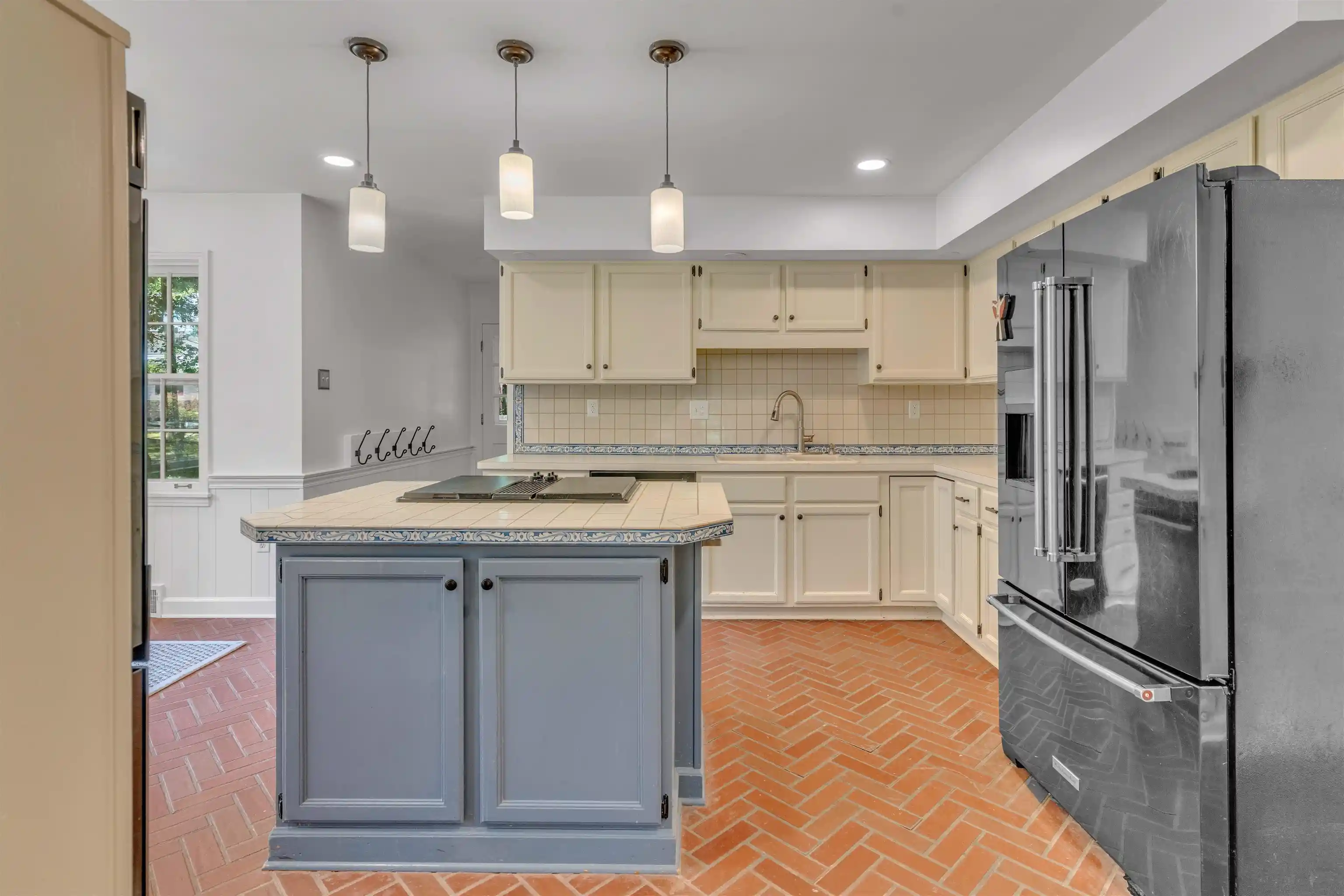 5th image of 2391 Yester Oaks Dr, Germantown, TN 38139 | MLS# 10224639