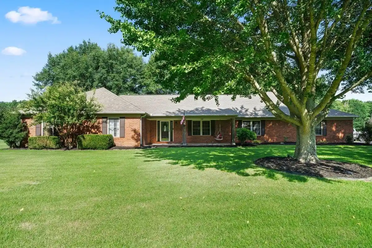 Homes for sale in Piperton, TN | 4275 Hwy 196 Hwy, Piperton, TN 38017 | MLS# 10224648