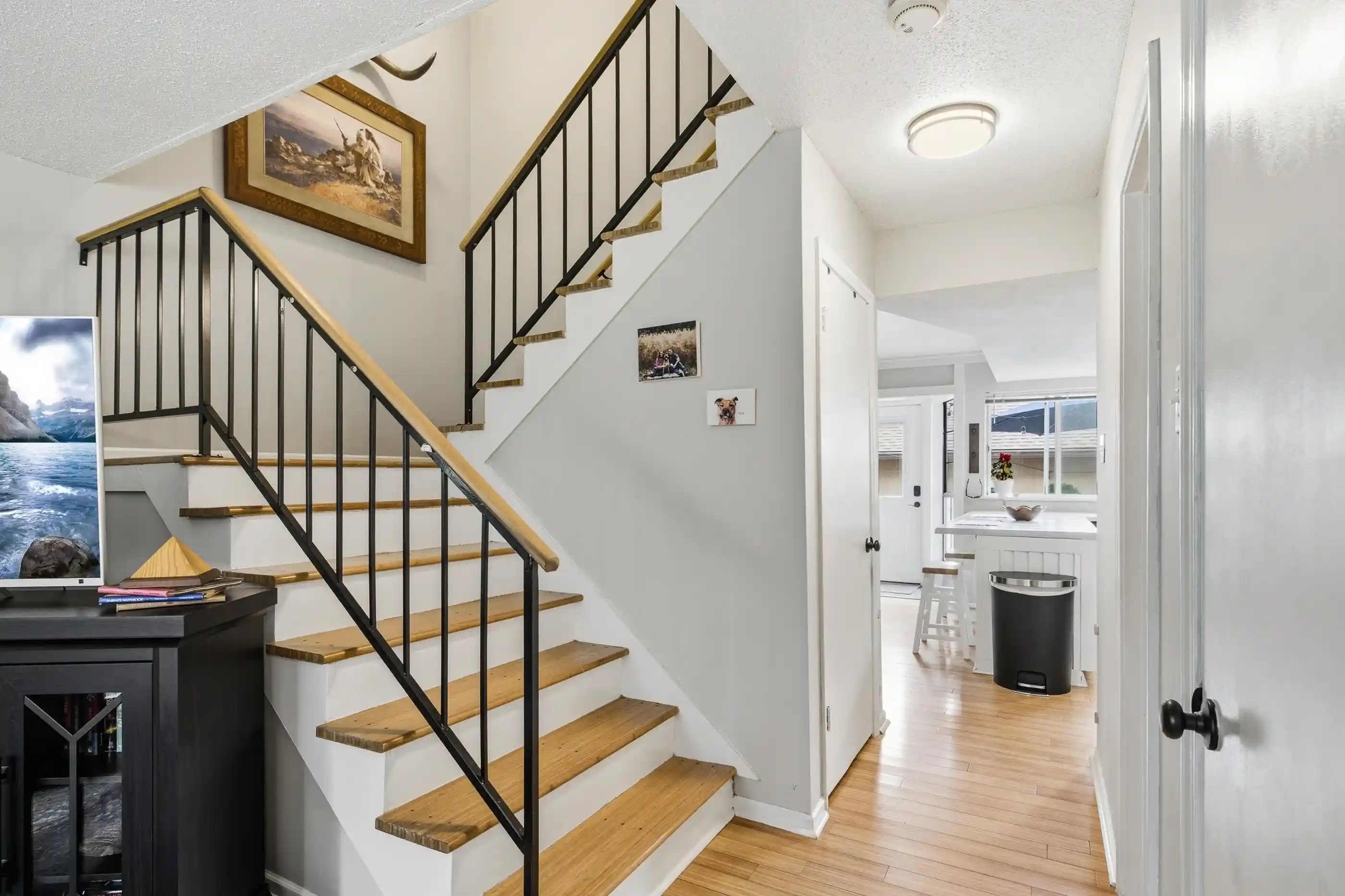 2nd image of 1747 Crooked Creek Ln, Germantown, TN 38138