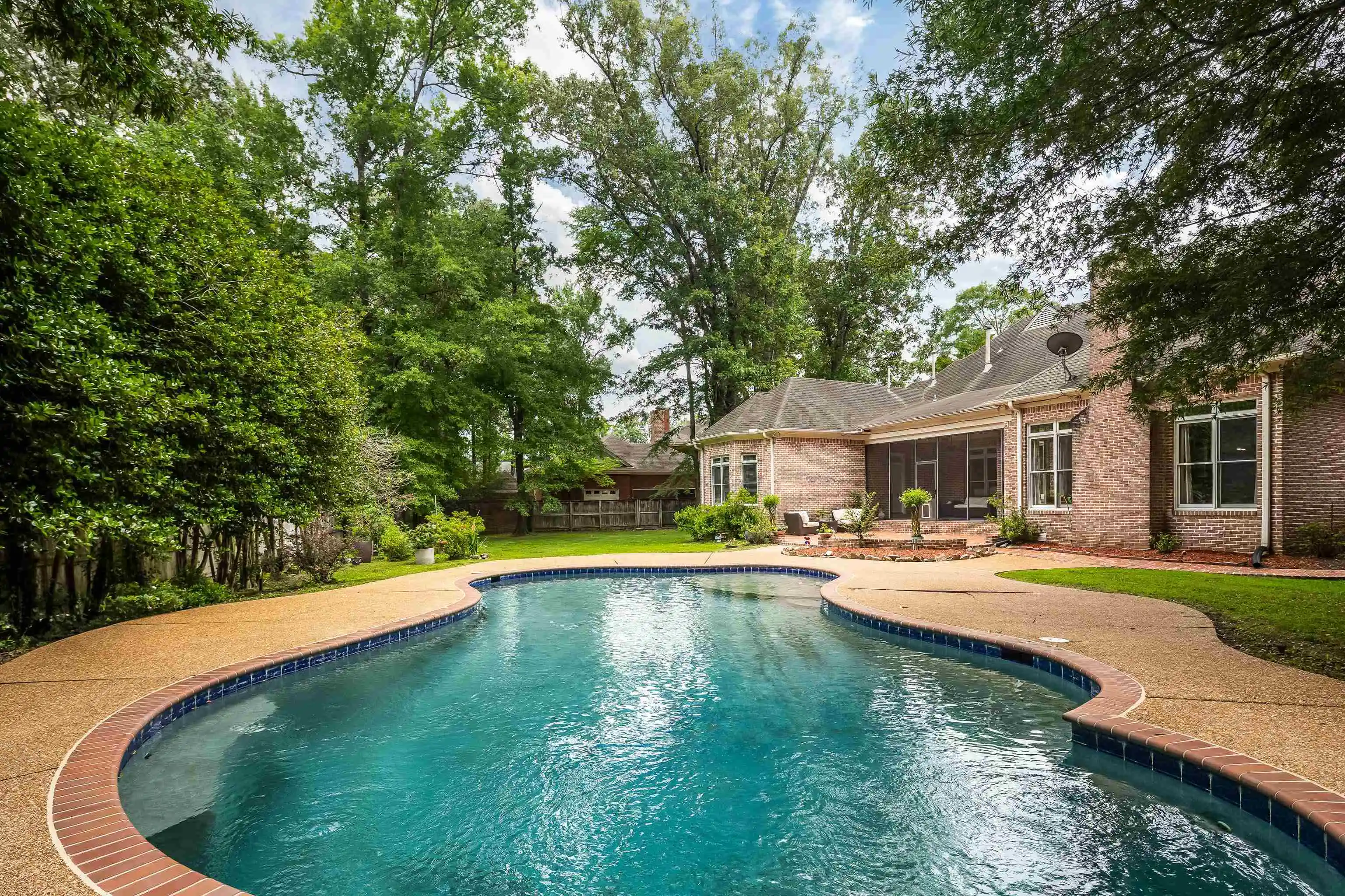 Photo 1 of Single family home for sale at 350 Blf Ridge Cv, Cordova, TN 38018 | MLS# 10224750 | Listing updated on 2026-08-11