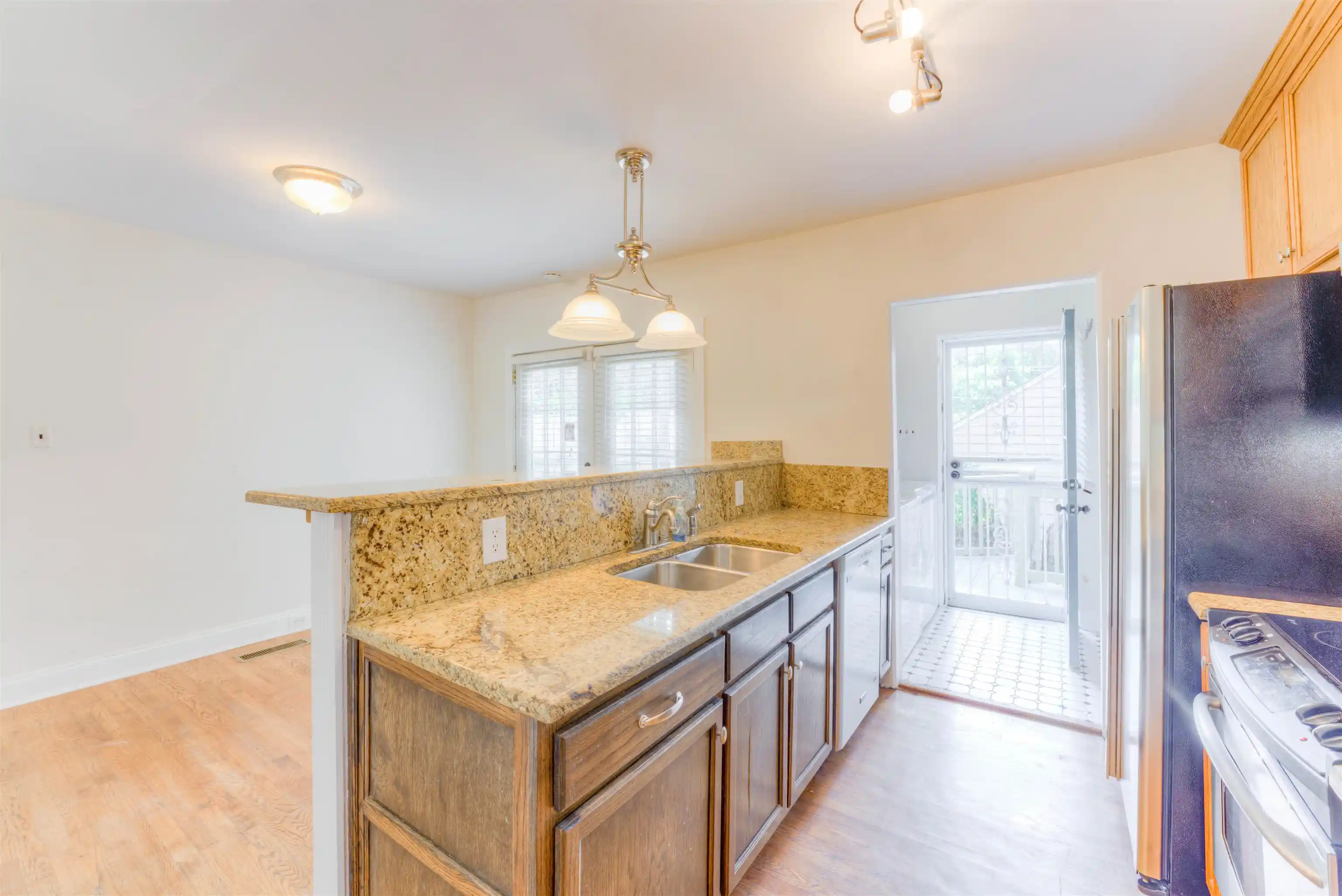 3rd image of 149 S Holmes St, Memphis, TN 38111 | MLS# 10224759
