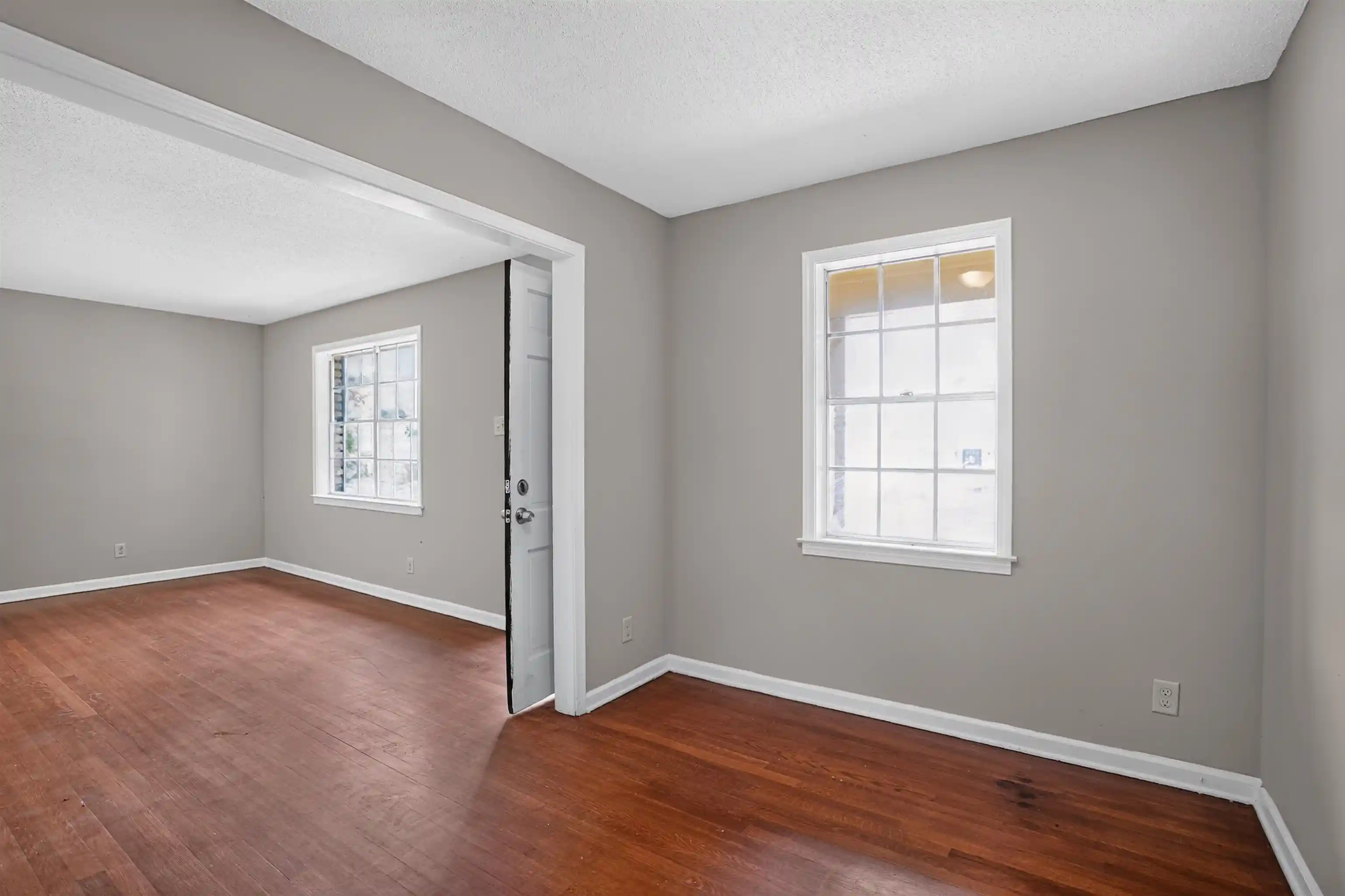 Photo 3 of Sale Pending at 3520 Lehi Dr, Memphis, TN 38128 | MLS# 10224776 | Listing updated on 2026-09-23