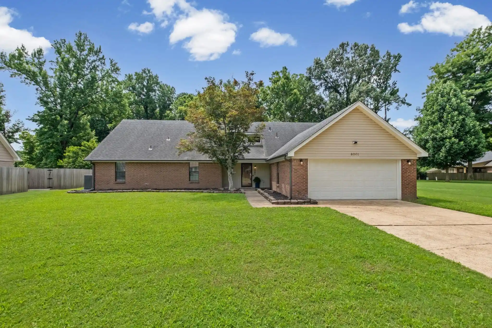1st image of 8001 Claredale Dr, Bartlett, TN 38133 | MLS# 10224784