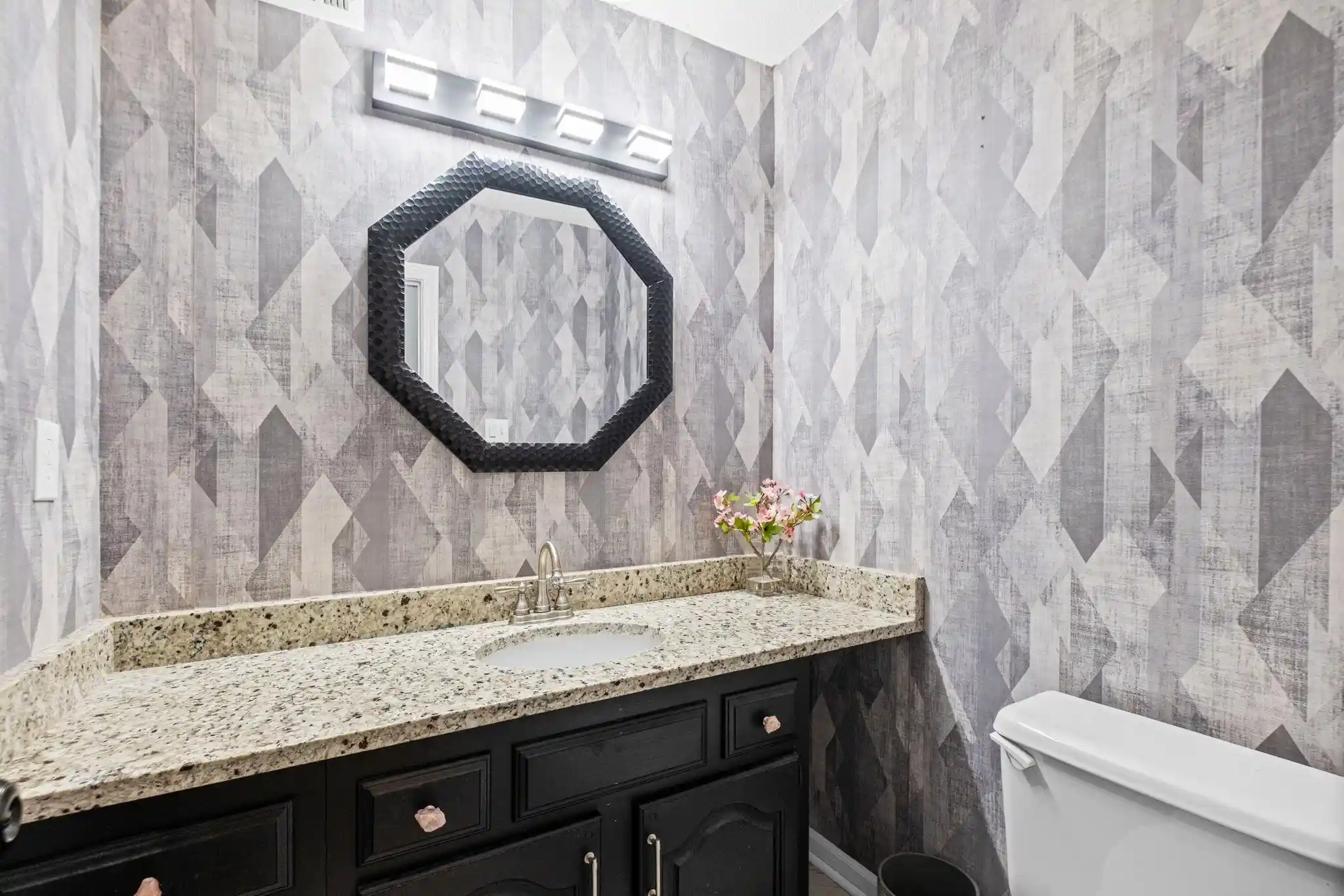 33rd image of 8001 Claredale Dr, Bartlett, TN 38133 | MLS# 10224784