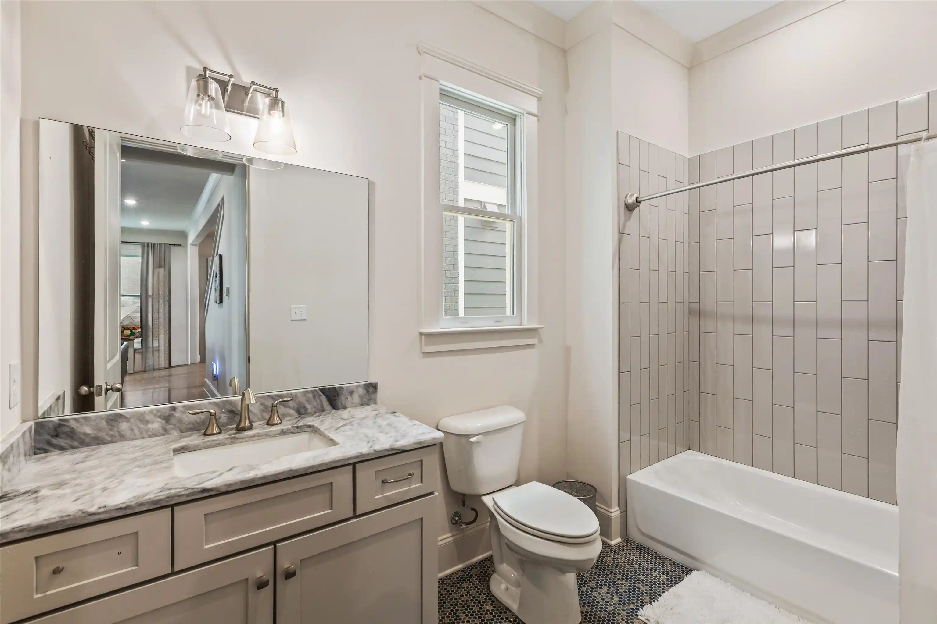Photo 3 of Single family home for sale at 378 Ellsworth St, Memphis, TN 38111 | MLS# 10224791 | Listing updated on 2026-09-25