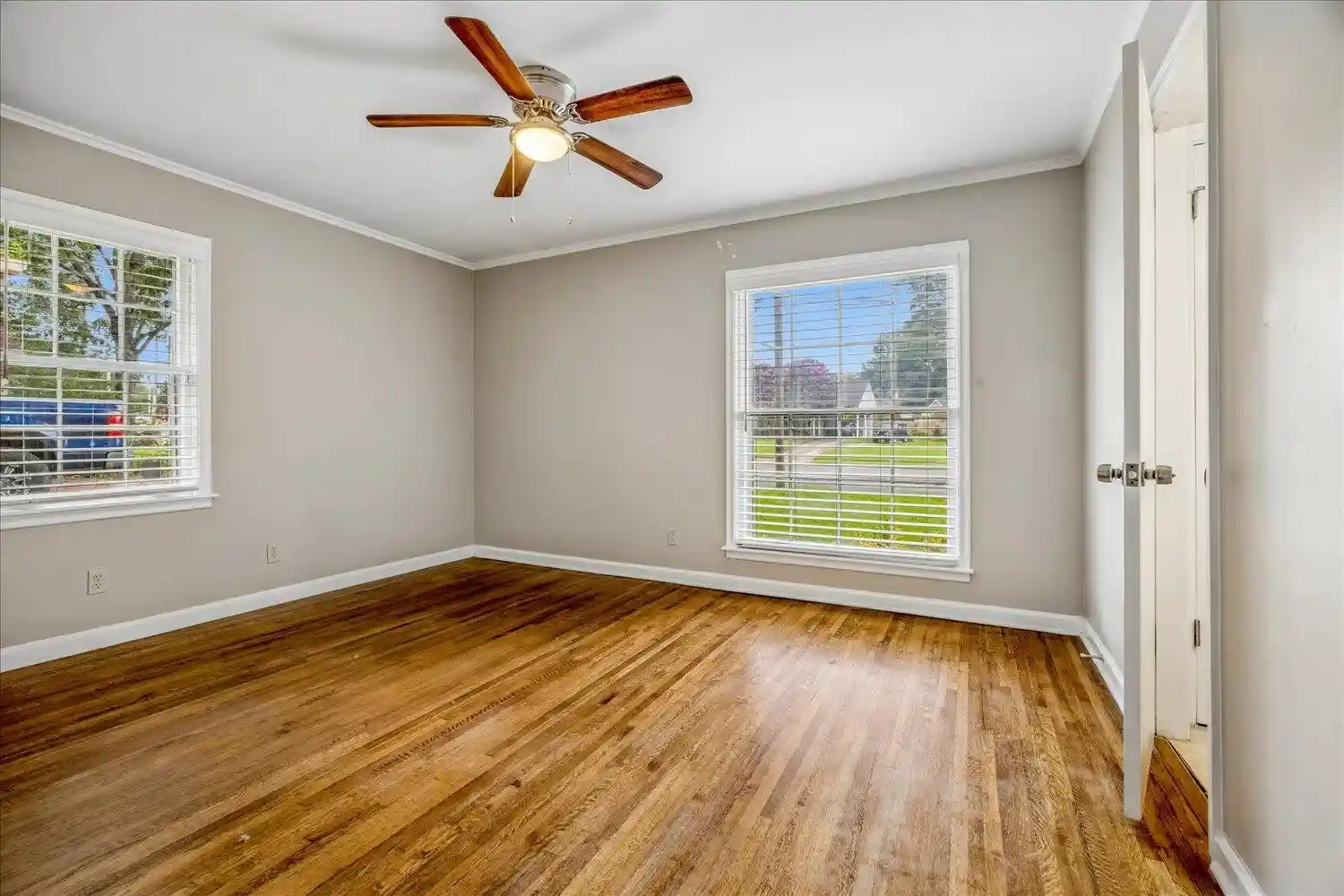Photo 2 of Single family home for sale at 5304 Quince Rd, Memphis, TN 38117 | MLS# 10224796 | Listing updated on 2026-08-25