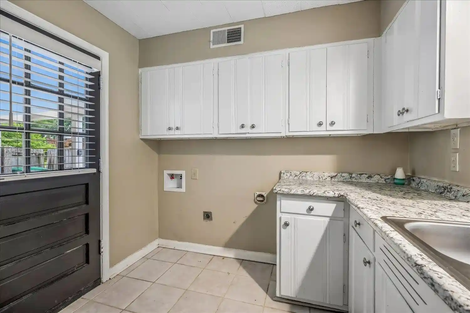 Photo 28 of Single family home for sale at 5304 Quince Rd, Memphis, TN 38117 | MLS# 10224796 | Listing updated on 2026-08-25