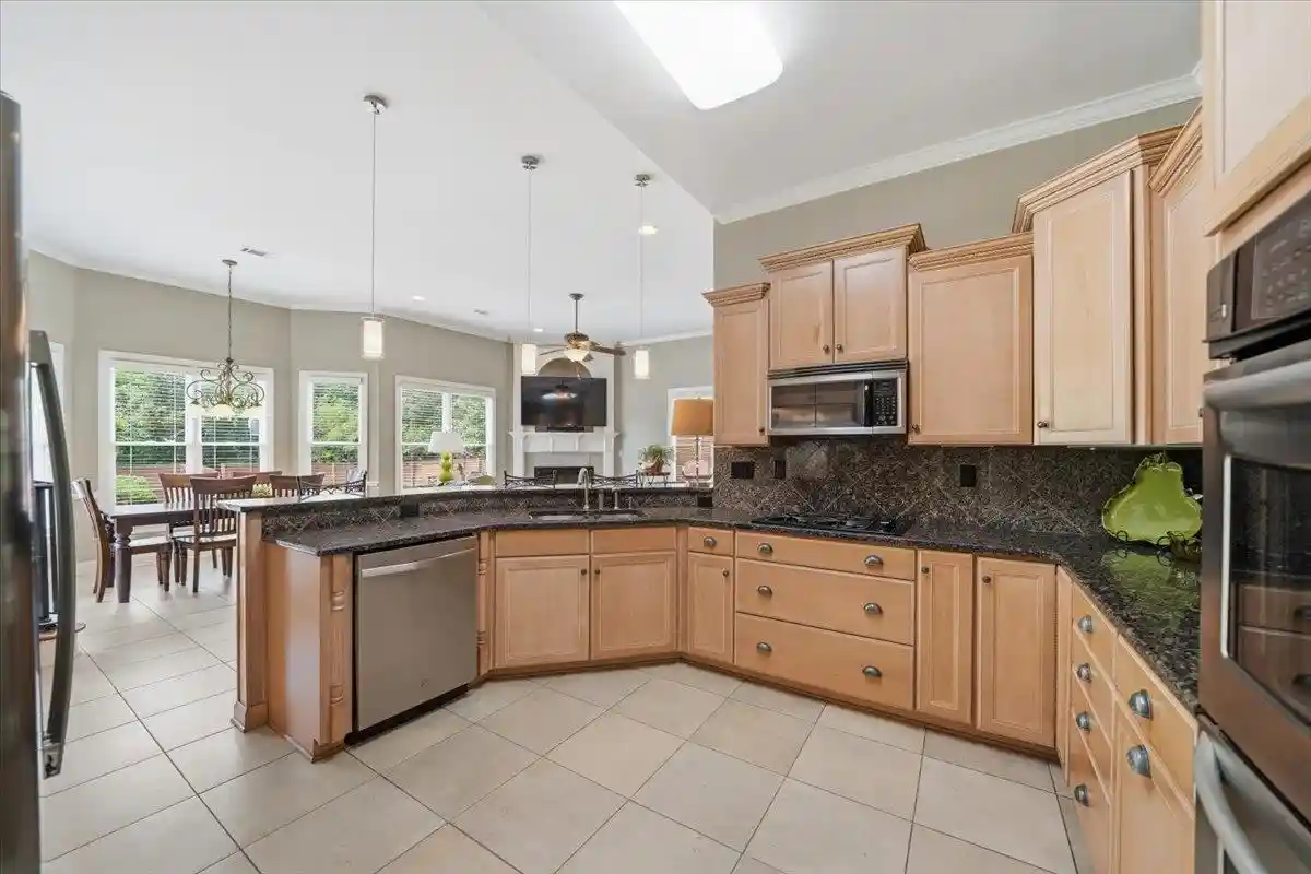 Photo 3 of Single family home for sale at 1214 Saddle Rock Ln, Collierville, TN 38017 | MLS# 10224809 | Listing updated on 2026-08-31