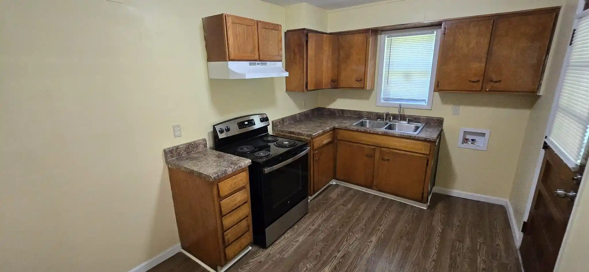 Photo 4 of Single family home for sale at 646 Leacrest Ave, Memphis, TN 38109 | MLS# 10224820 | Listing updated on 2026-09-28
