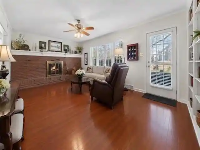32nd image of 7956 Gayle Ln, Germantown, TN 38138 | MLS# 10224828