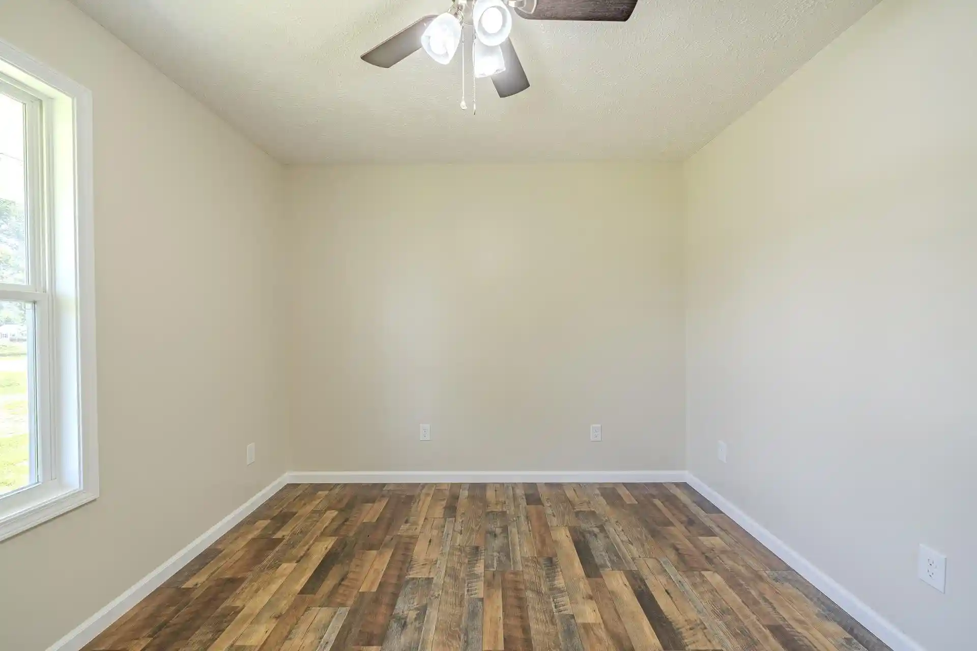 5th image of 231 Clausel Ln, Adamsville, TN 38310 | MLS# 10224829