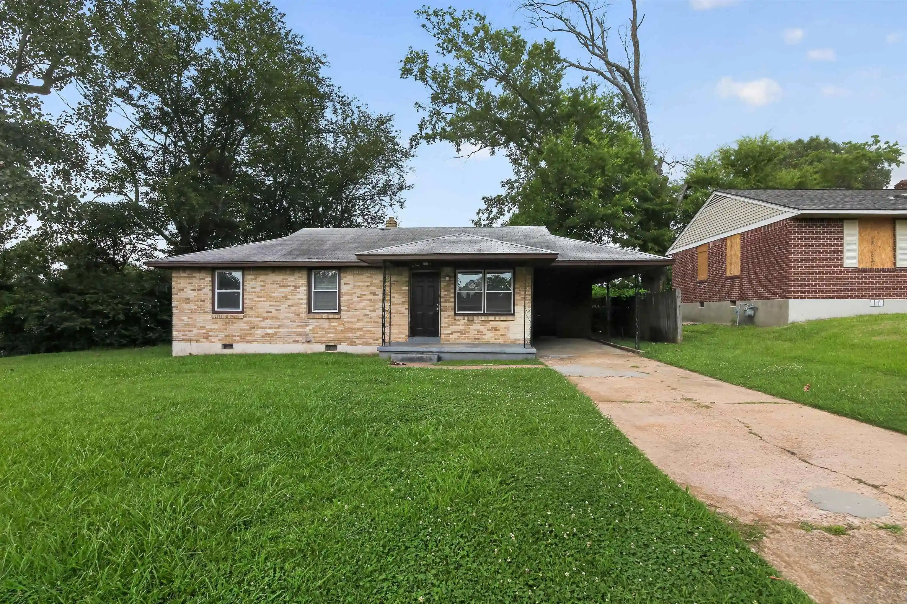 Photo 3 of Single family home for sale at 4622 Windward Dr, Memphis, TN 38109 | MLS# 10224866 | Listing updated on 2026-09-04