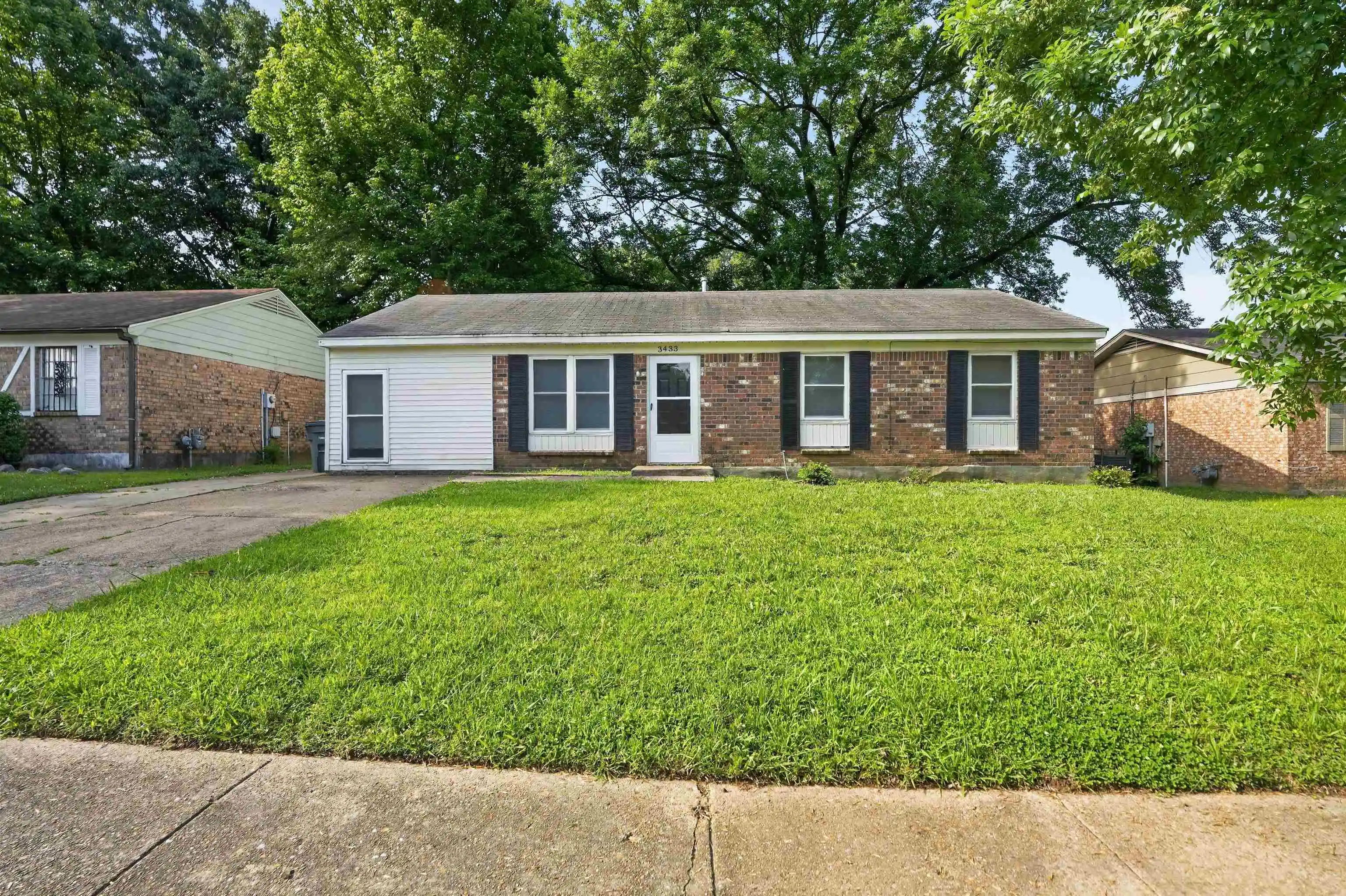Photo 1 of Single family home for sale at 3433 Beech Grv Rd, Memphis, TN 38118 | MLS# 10224869 | Listing updated on 2026-09-10