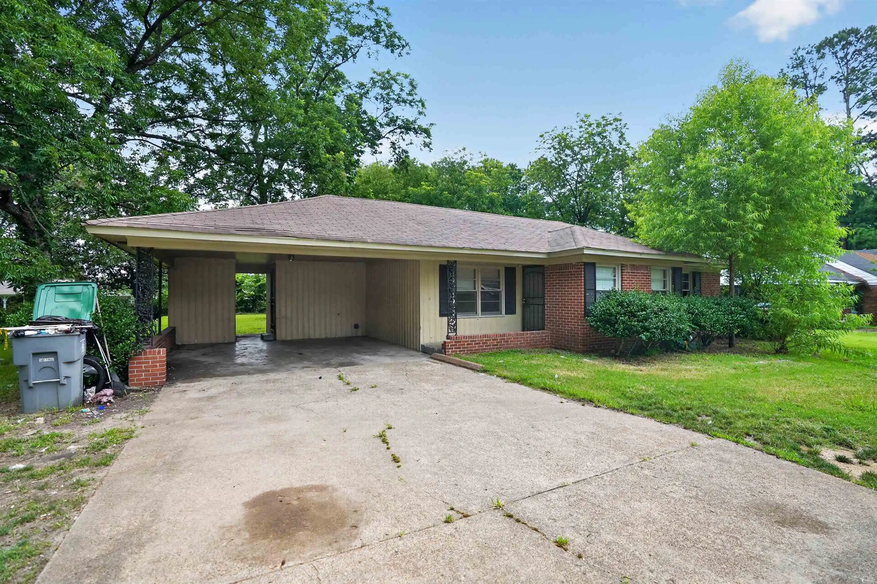 Photo 1 of Single family home for sale at 4424 Mickey Dr, Memphis, TN 38116 | MLS# 10224874 | Listing updated on 2026-09-21