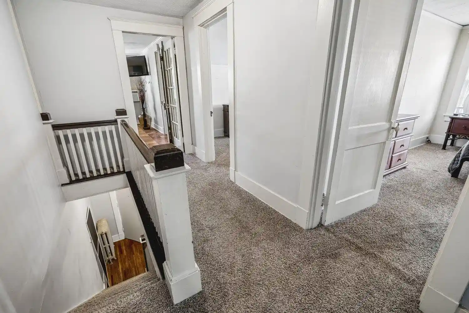 Listing Photo 5 - Condo for sale in building located at 703 N Evergreen St, Memphis, TN 38107