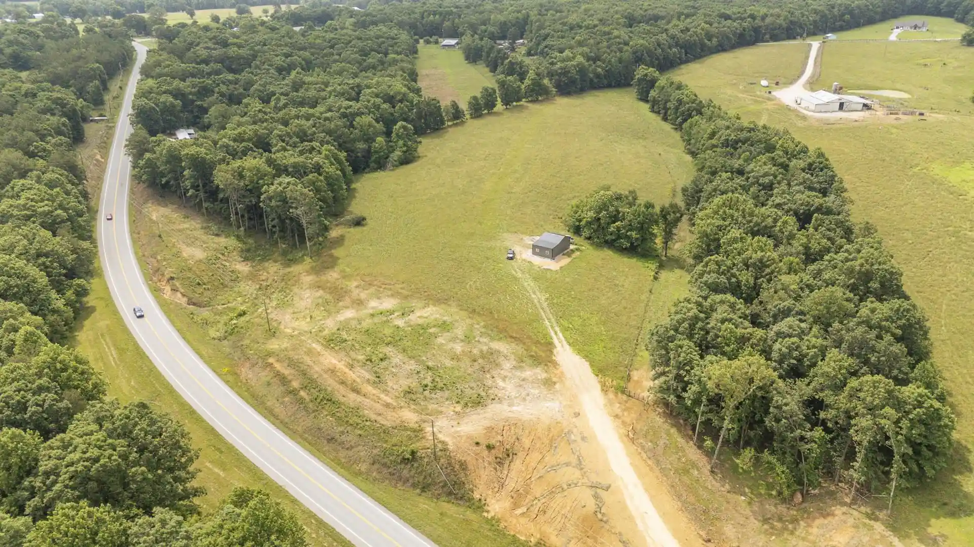 3rd image of 1756 Collinwood Hwy, Collinwood, TN 38450 | MLS# 10224906