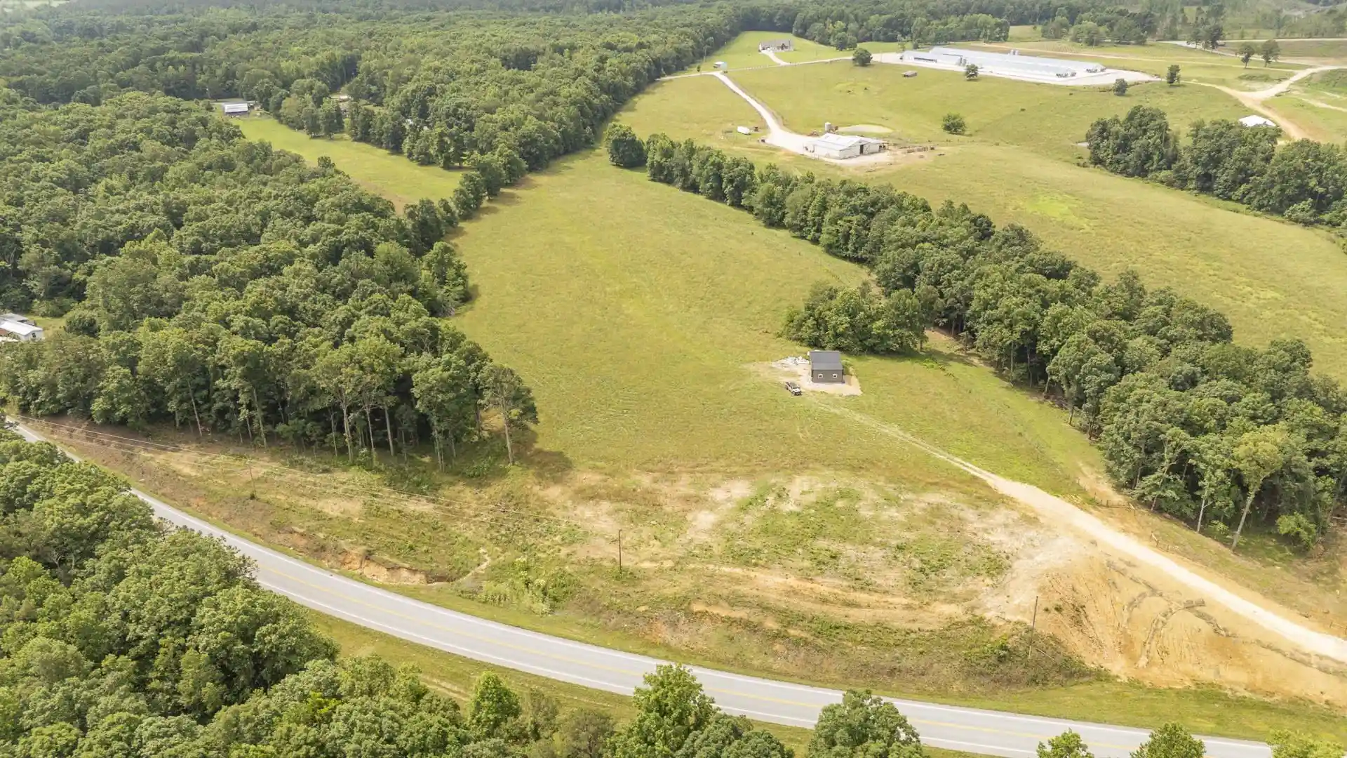 5th image of 1756 Collinwood Hwy, Collinwood, TN 38450 | MLS# 10224906
