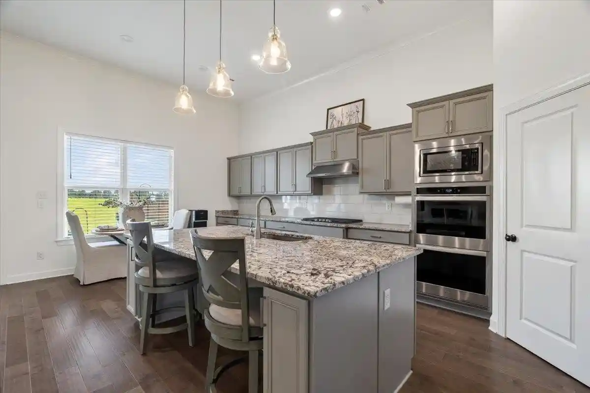 Photo 3 of Single family home for sale at 14806 Elm Hl Dr, Olive Branch, MS 38654 | MLS# 10224913 | Listing updated on 2026-09-04