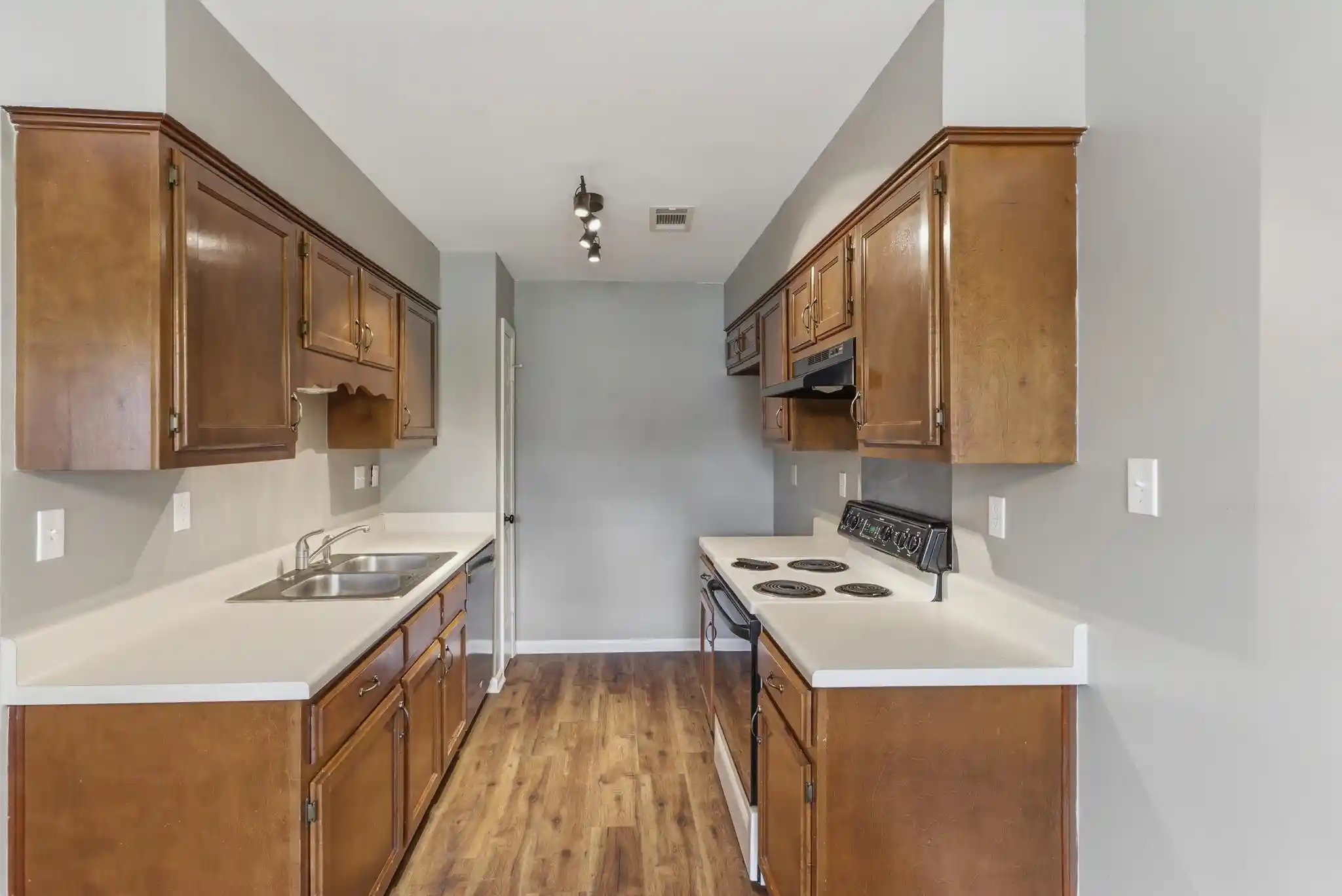 5th image of 6608 Sungate Dr, Bartlett, TN 38135 | MLS# 10224923